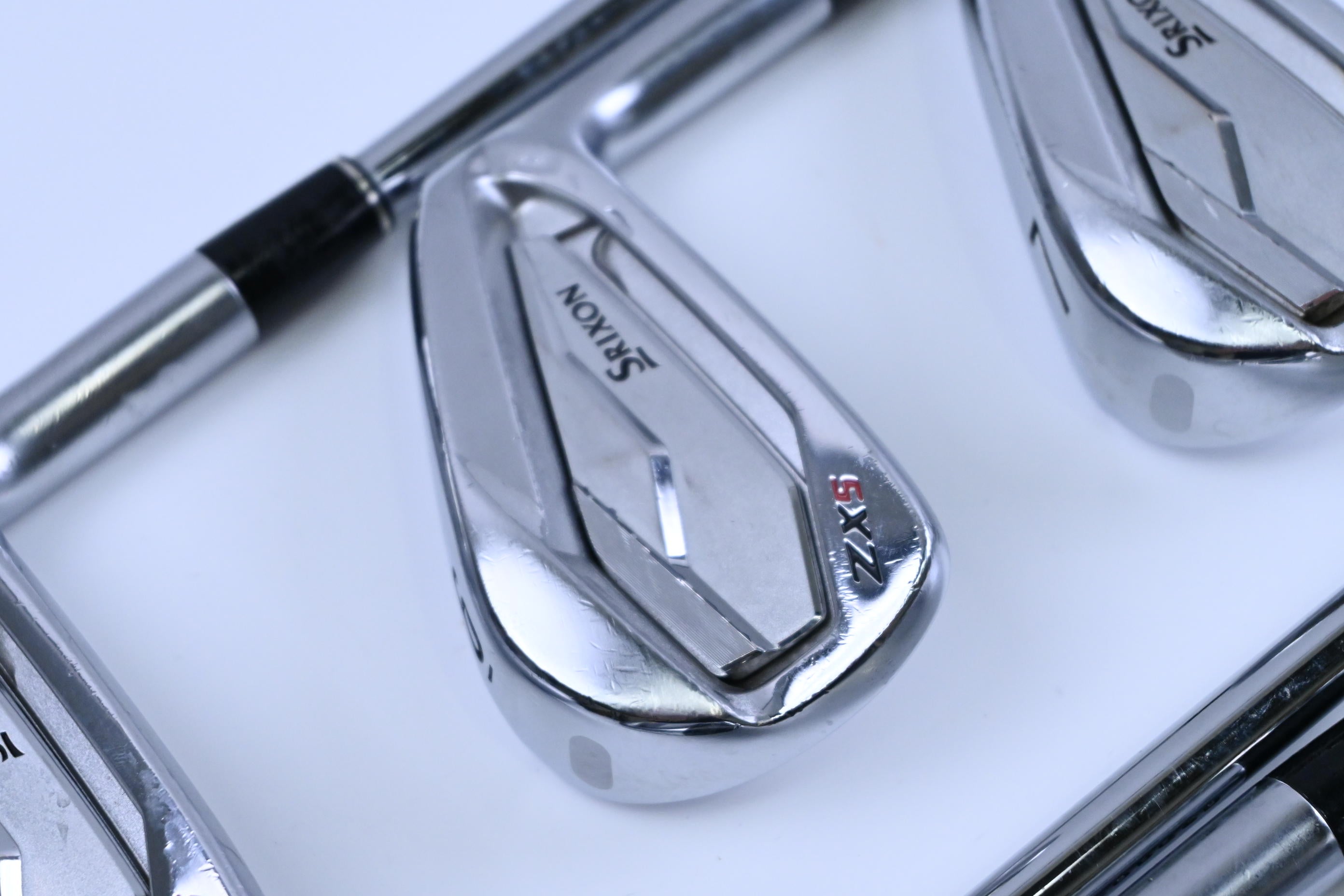 Srixon ZX5 Irons / 5-PW / Regular Flex NS Pro Modus3 Tour 105 Shafts