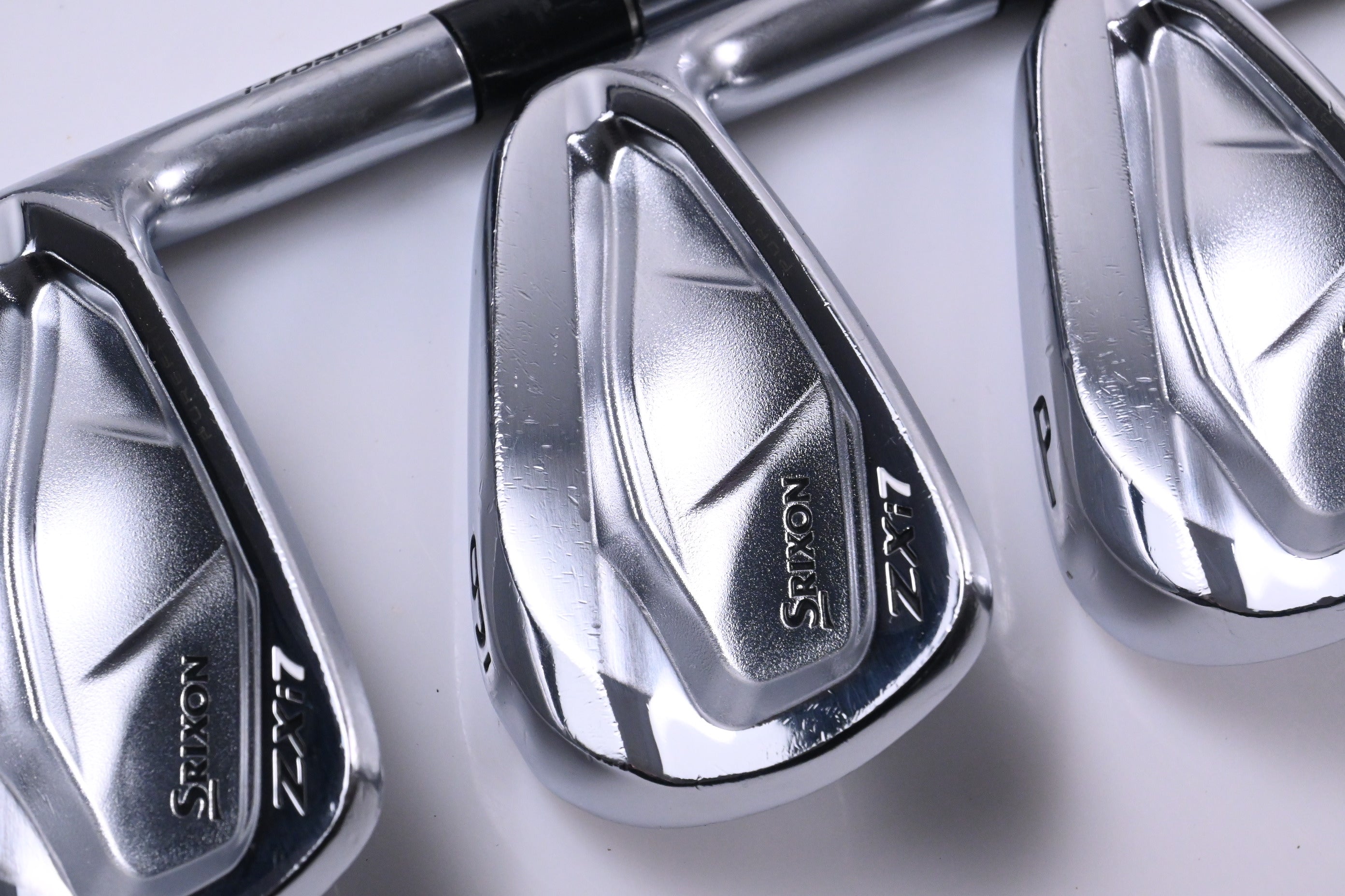 Srixon ZXi7 Irons / 6-PW / Regular Flex Oban CT-100 Shafts