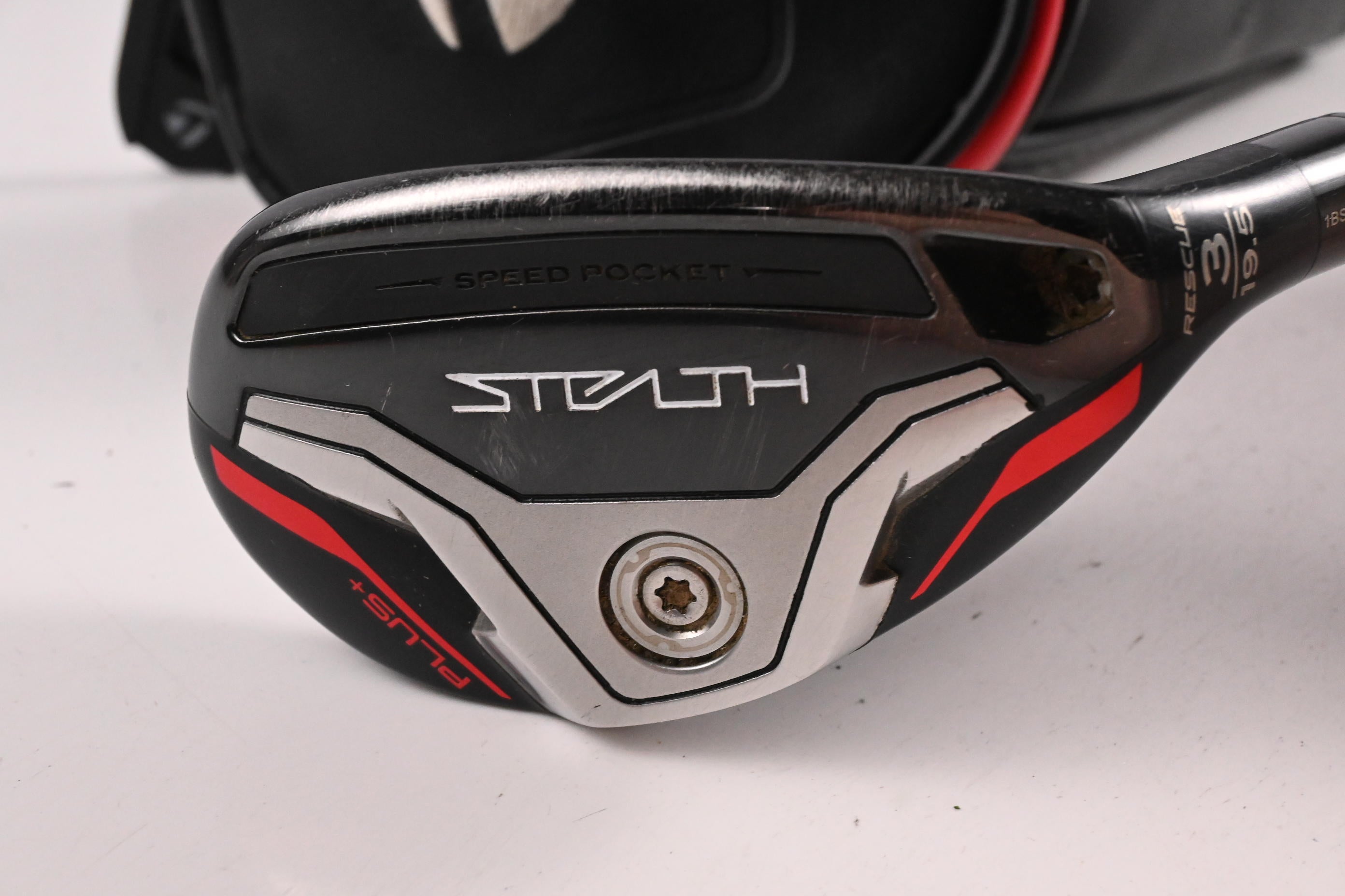 Taylormade Stealth Plus #3 Hybrid / 19.5 Degree / Regular Flex HZRDUS Smoke Red