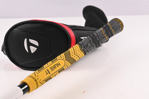 Taylormade Stealth #3 Hybrid / 19 Degree / Regular Flex Fujikura Ventus Red 6