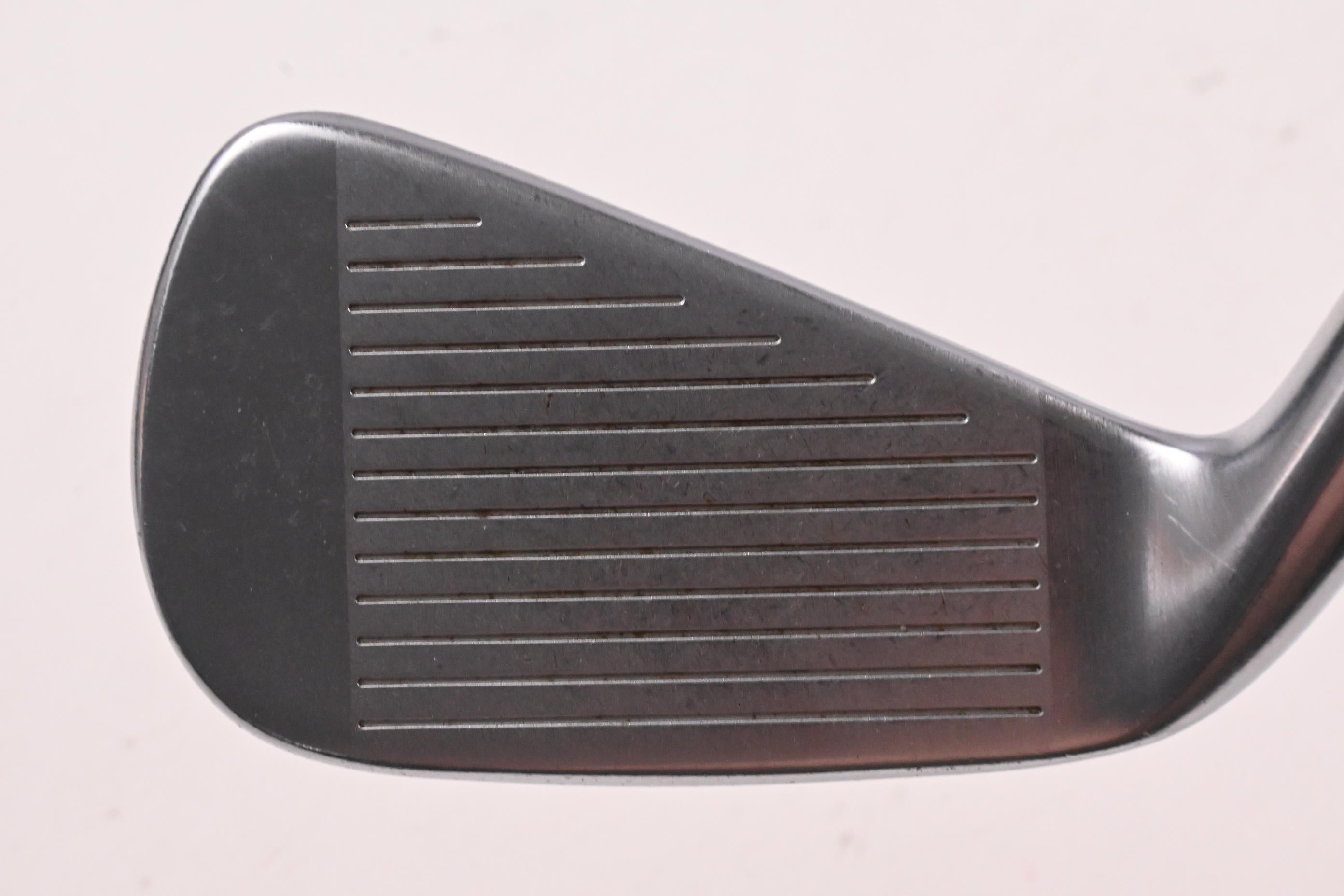 Taylormade P790 2019 #4 iron / Stiff Flex KBS Tour Shaft