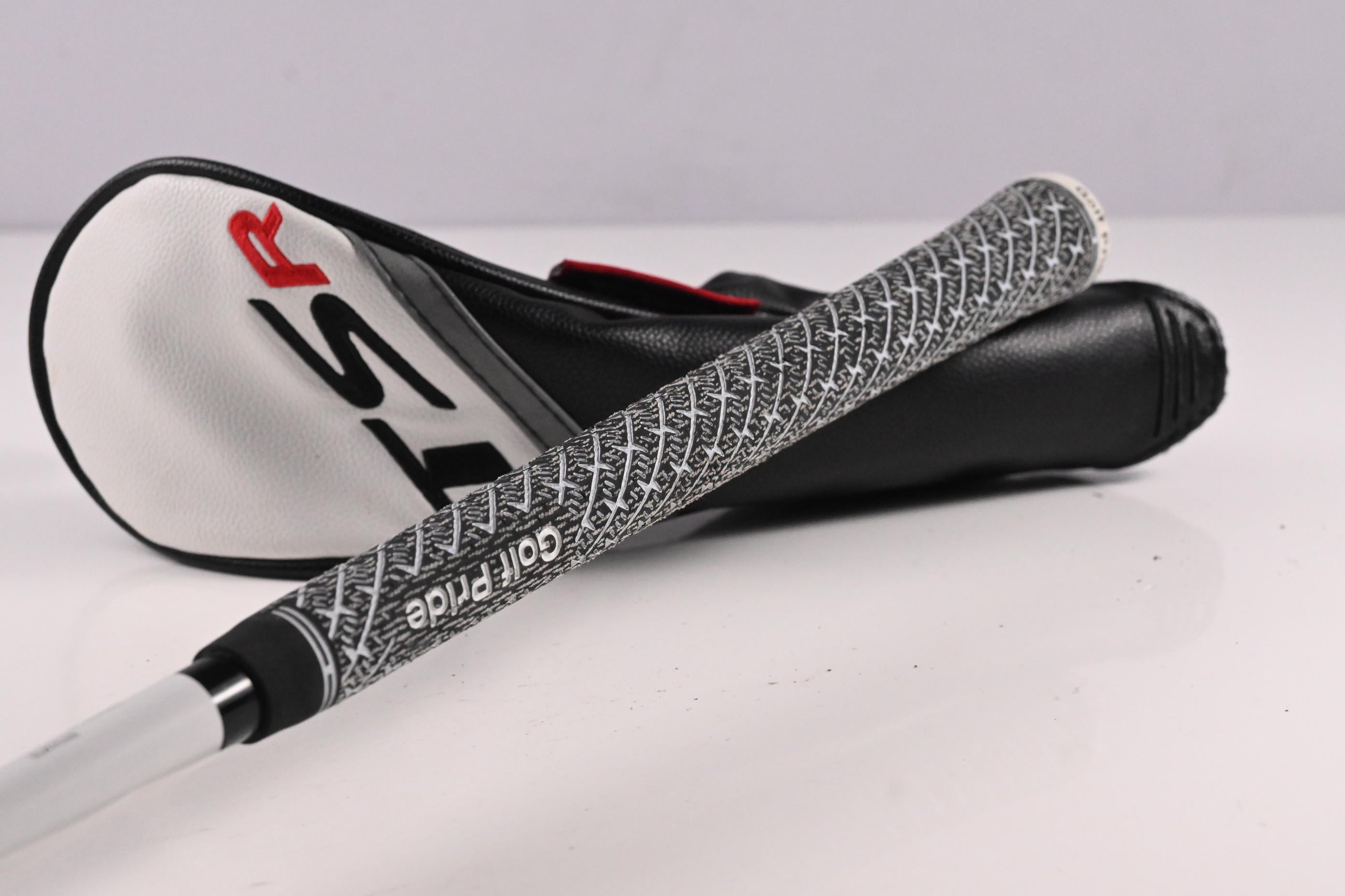 Titleist TSR3 #4 Hybrid / 21 Degree / Stiff Flex Fujikura Ventus Red 7 Shaft