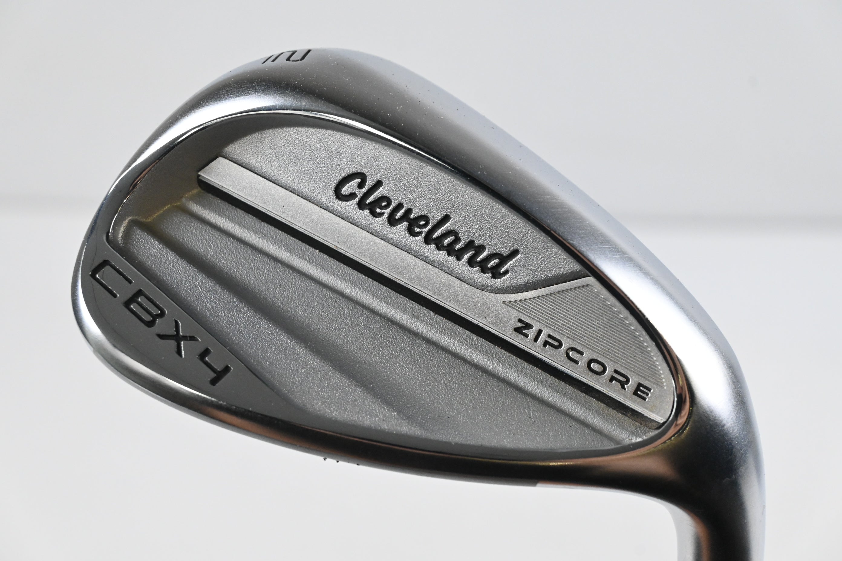Cleveland CBX 4 Zipcore Gap Wedge / 52 Degree / Wedge Flex UST Recoil Dart 80