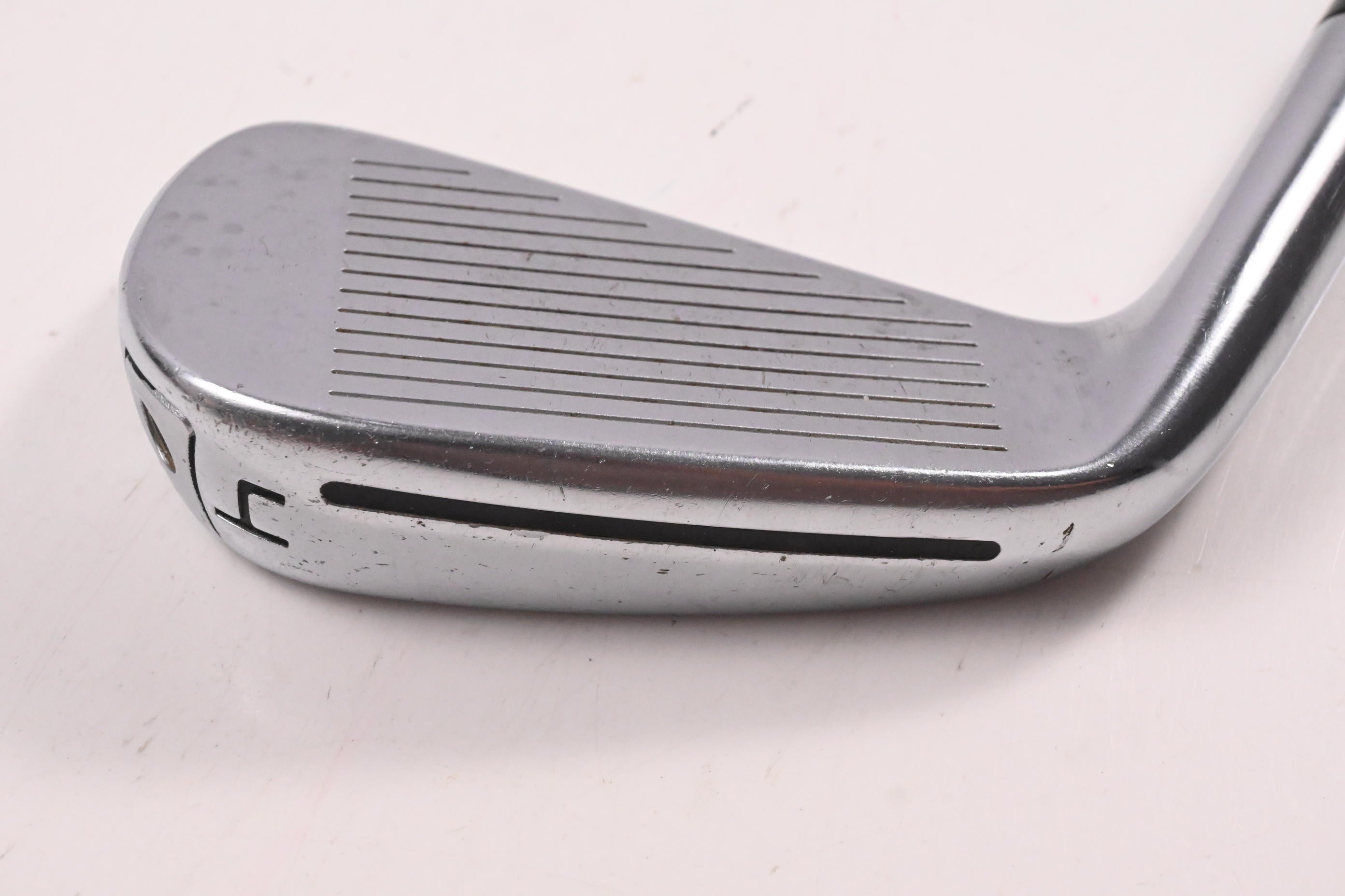 Taylormade P790 2019 #4 iron / Stiff Flex KBS Tour Shaft
