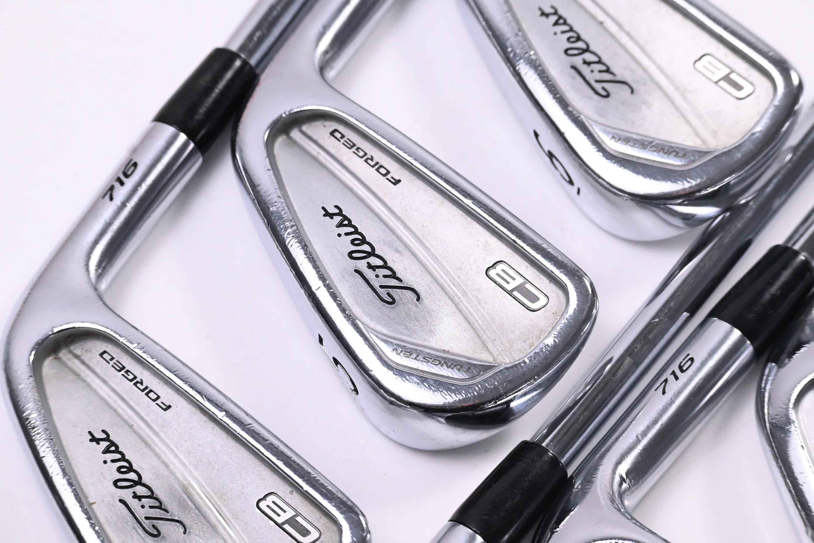 Titleist 716 CB Irons / 4-PW / Stiff Flex Dynamic Gold S300 Shafts