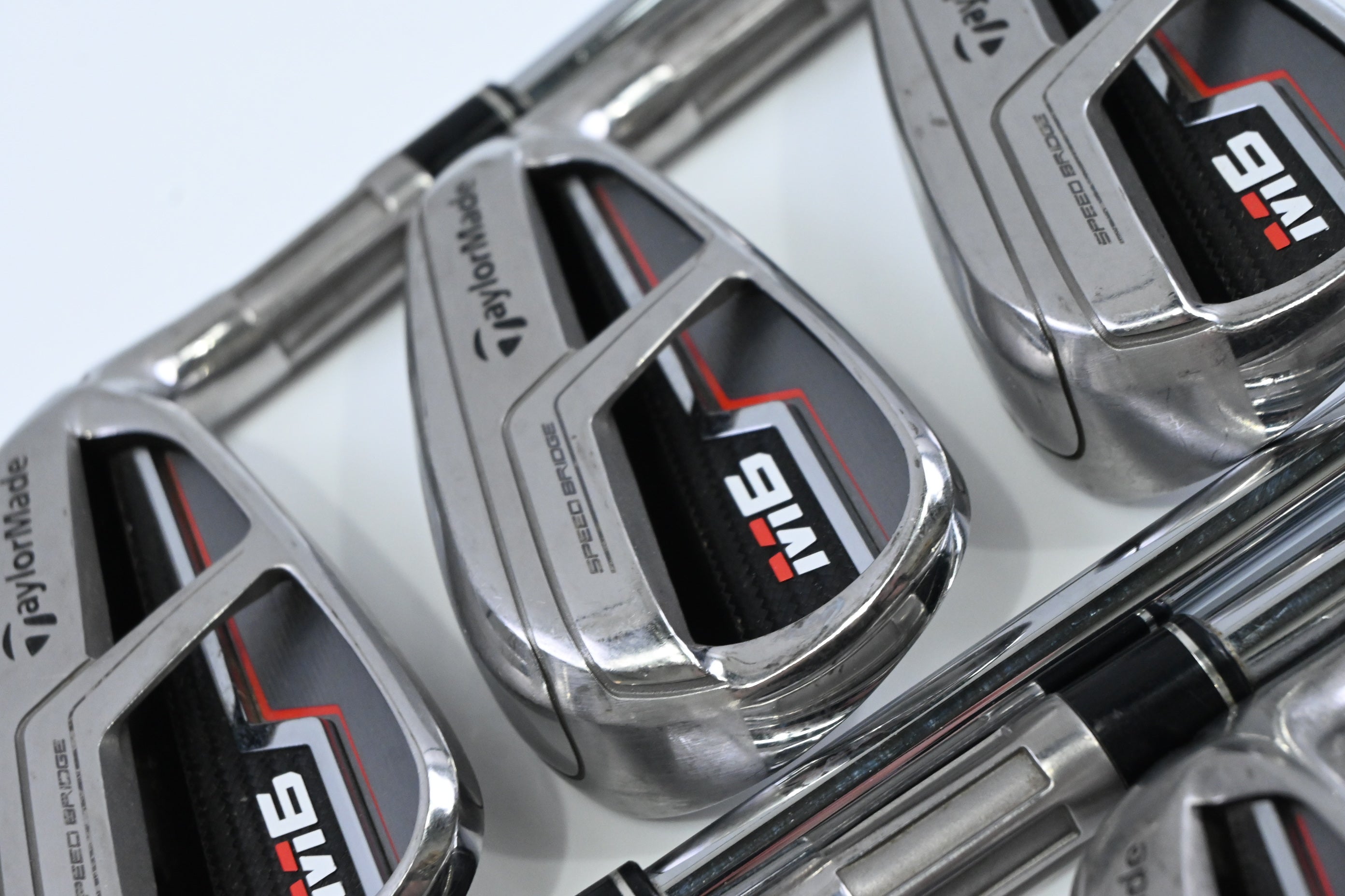 Taylormade M6 Irons / 5-PW+SW / Regular Flex KBS Max 85 Shafts