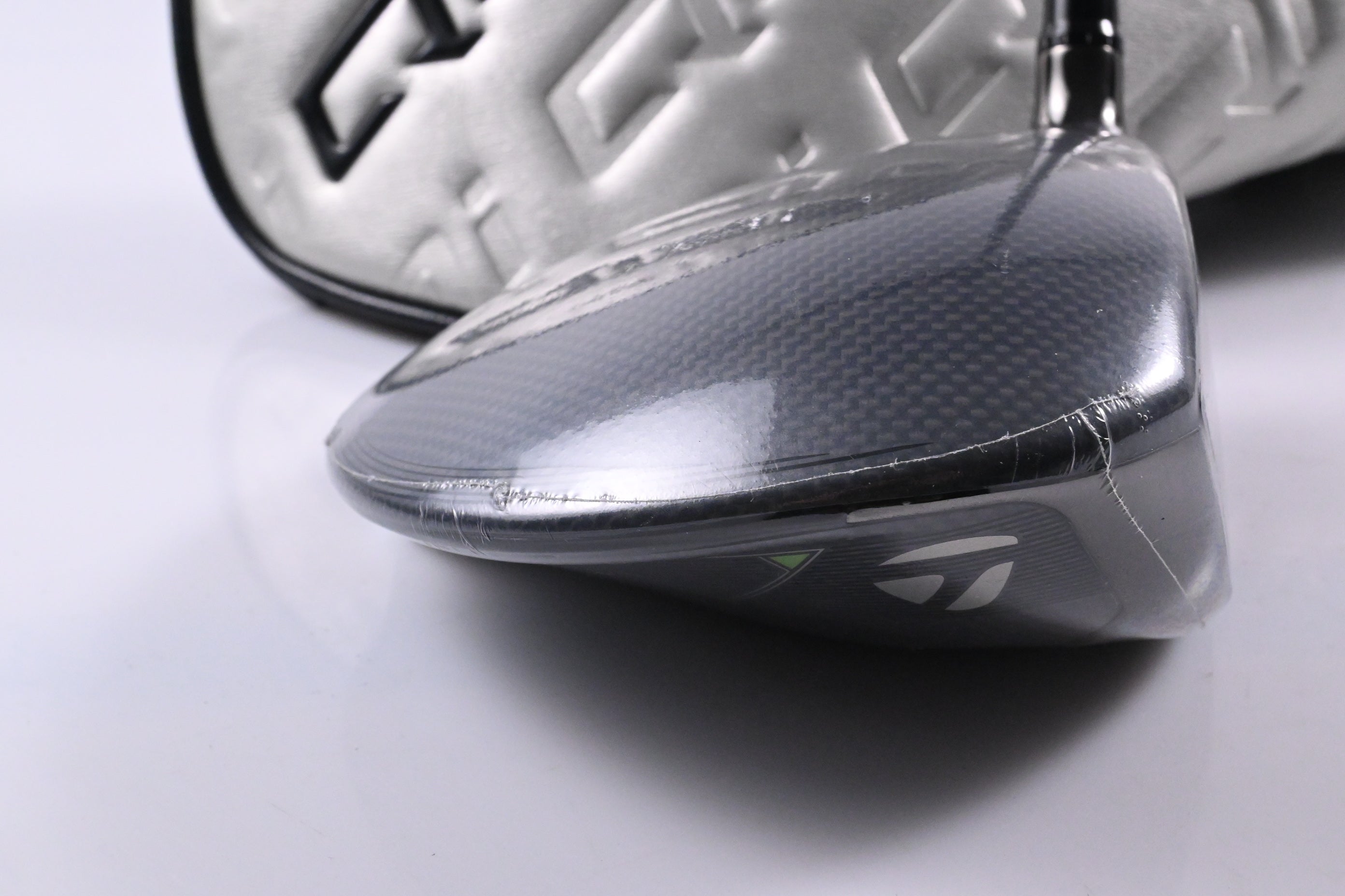 Taylormade Qi35 Driver / 9 Degree / Regular Flex AirSpeeder 50 Shaft