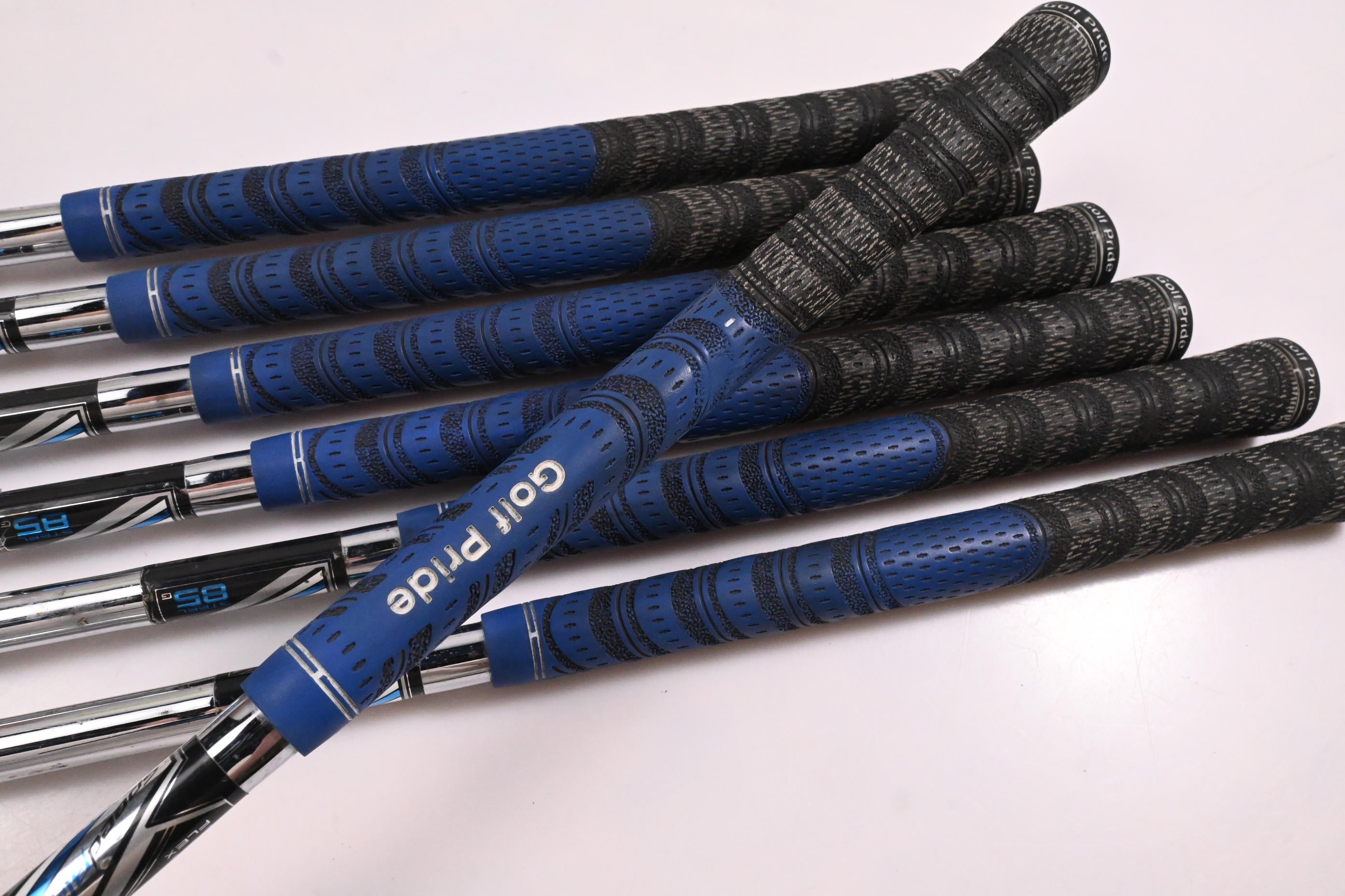 Taylormade Speedblade Irons / 4-PW / Regular Flex Speedblade Shafts