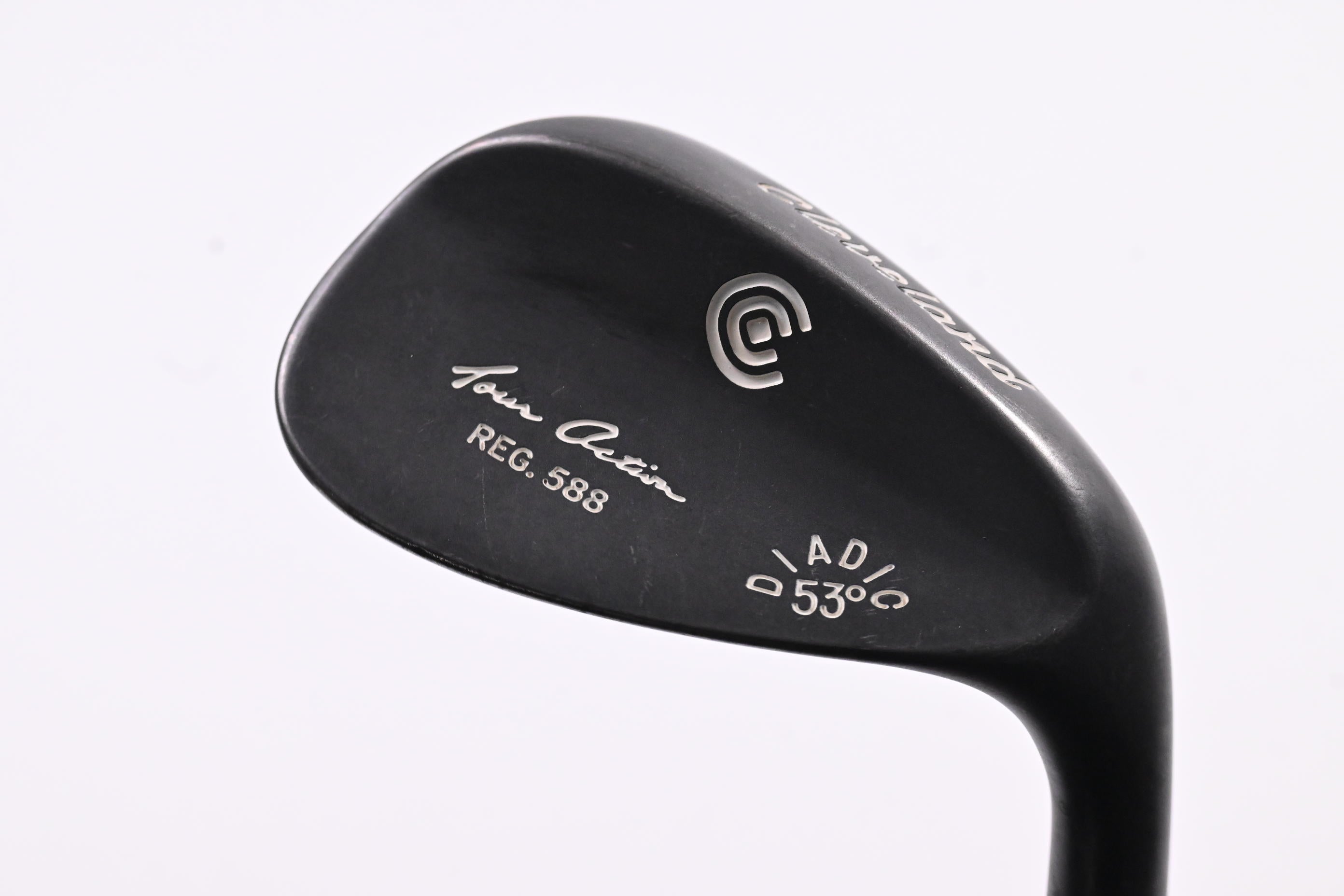 Cleveland 588 Tour Action Gap Wedge / 53 Degree / Wedge Flex Dynamic Gold Shaft