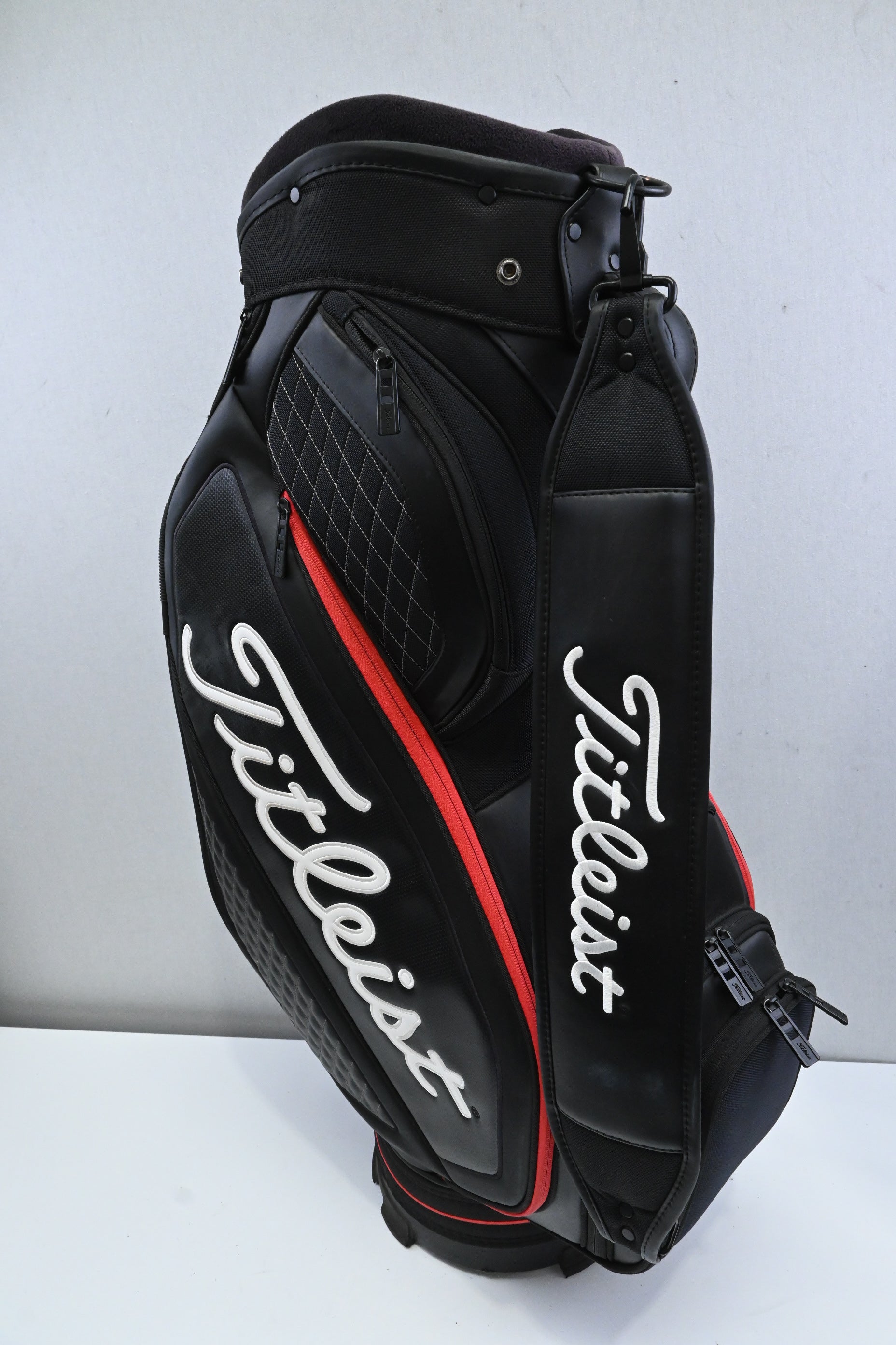 Titleist Tour Bag / 6-Way / Black, Red