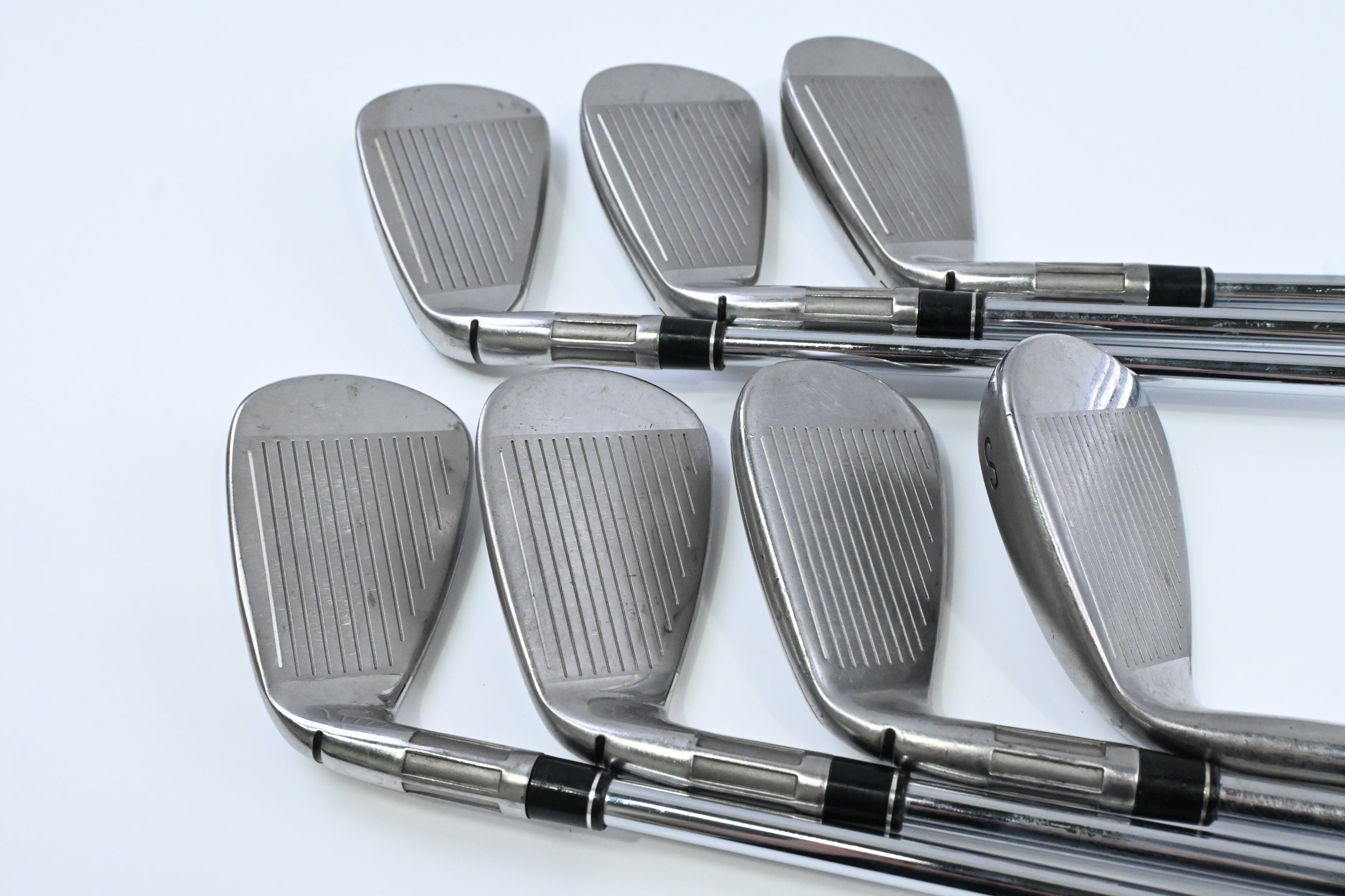 Taylormade M6 Irons / 5-PW+SW / Regular Flex KBS Max 85 Shafts