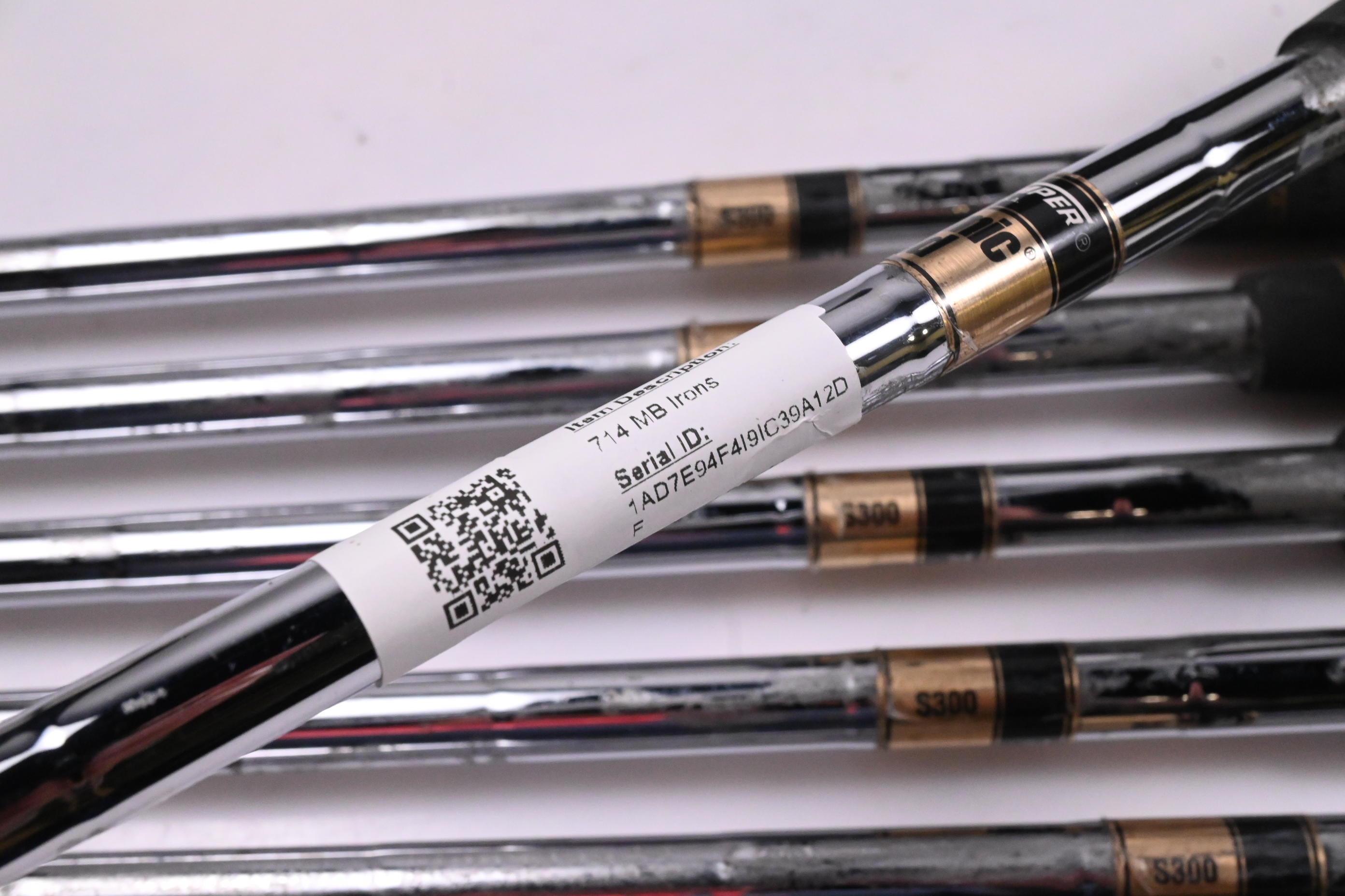 Titleist 714 MB Irons / 5-PW / Stiff Flex Dynamic Gold S300 Shafts