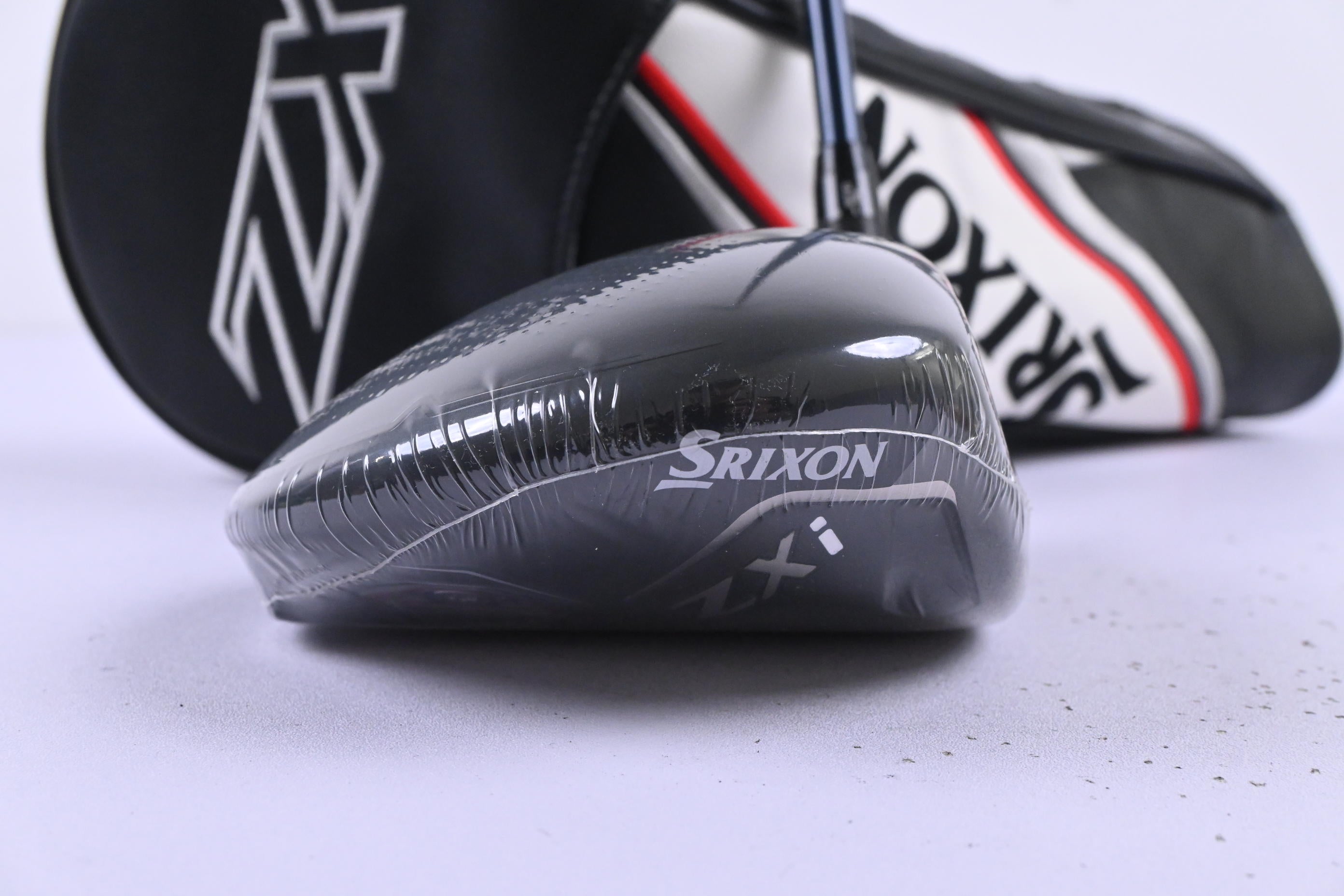 Srixon ZXi Driver / 10.5 Degree / Stiff Flex Fujikura Ventus TR Blue 6 Shaft