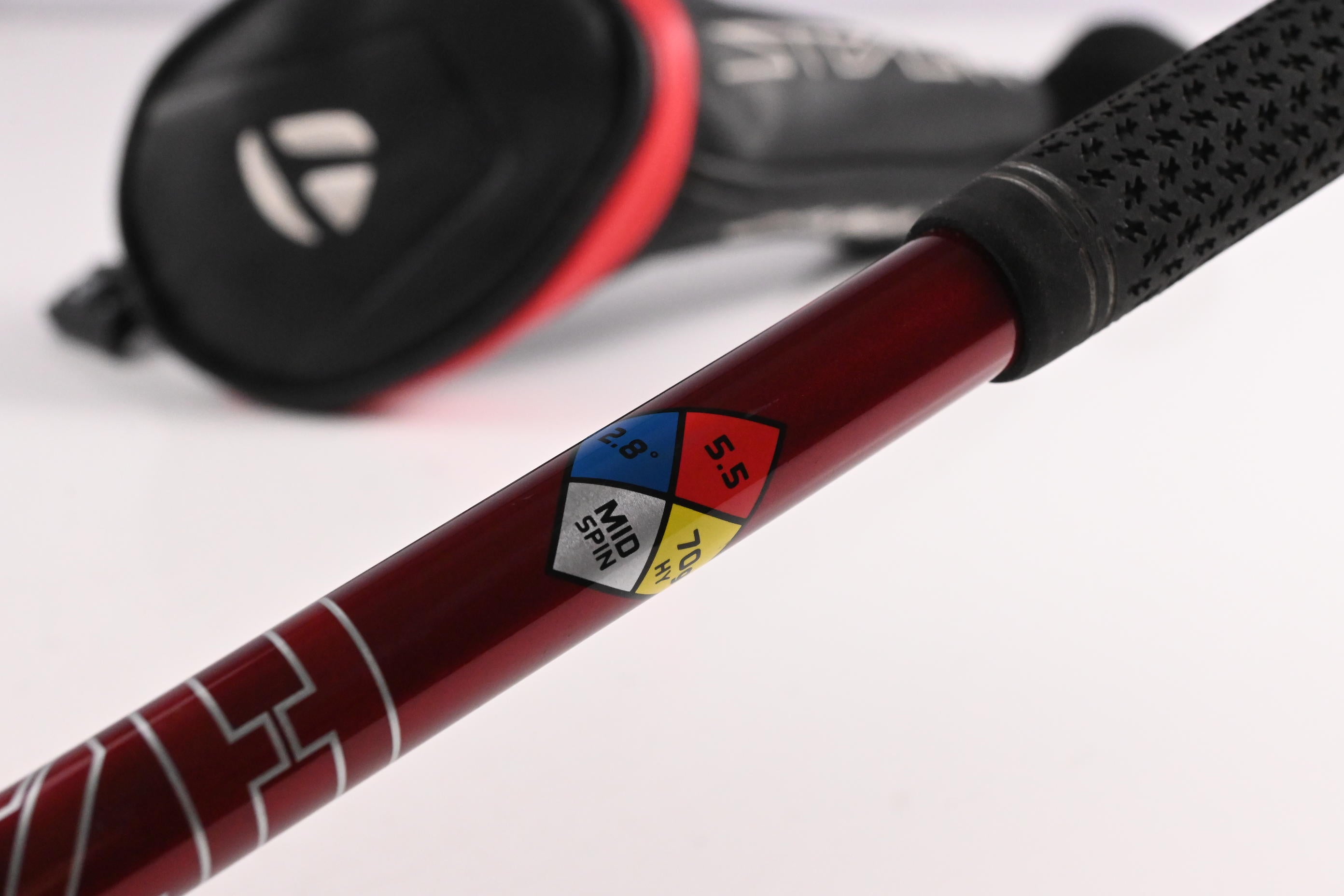 Taylormade Stealth Plus #4 Hybrid / 22 Degree / Regular Flex HZRDUS Smoke Red 70