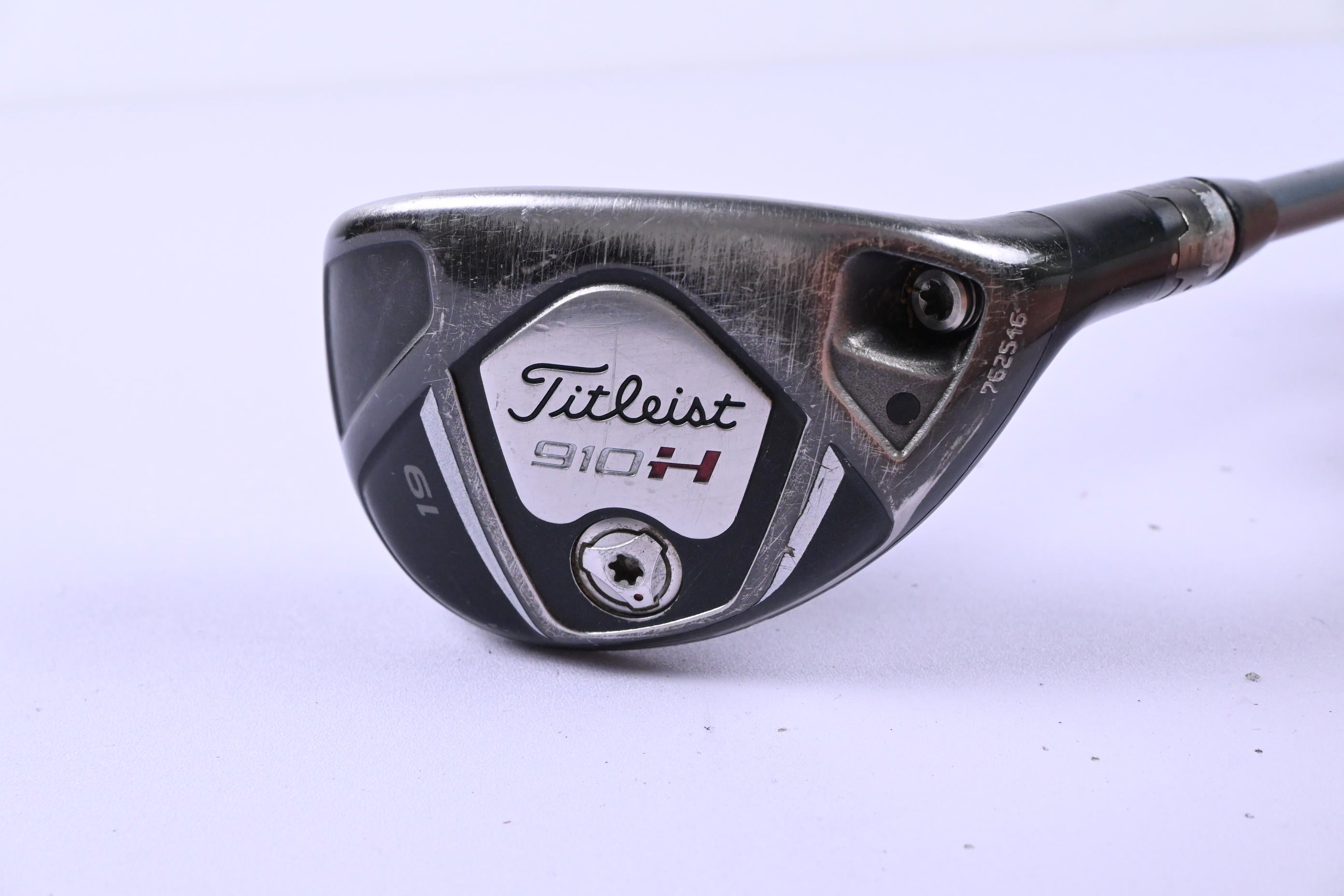 Titleist 910H #3 Hybrid / 19 Degree / Stiff Flex Kuro Kage 65 Shaft