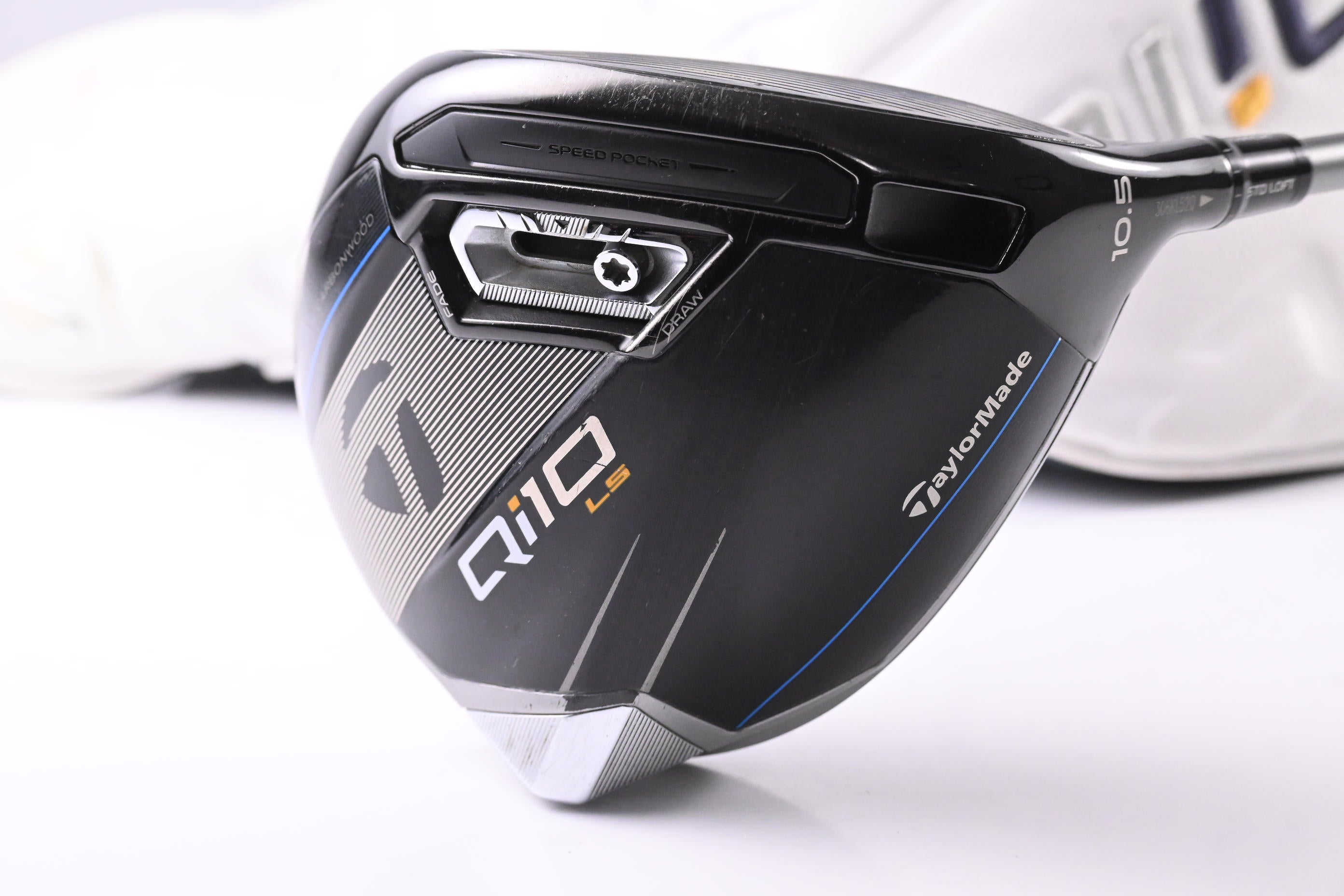 Taylormade Qi10 LS Driver / 10.5 Degree / Regular Flex Air Speeder 50 Shaft