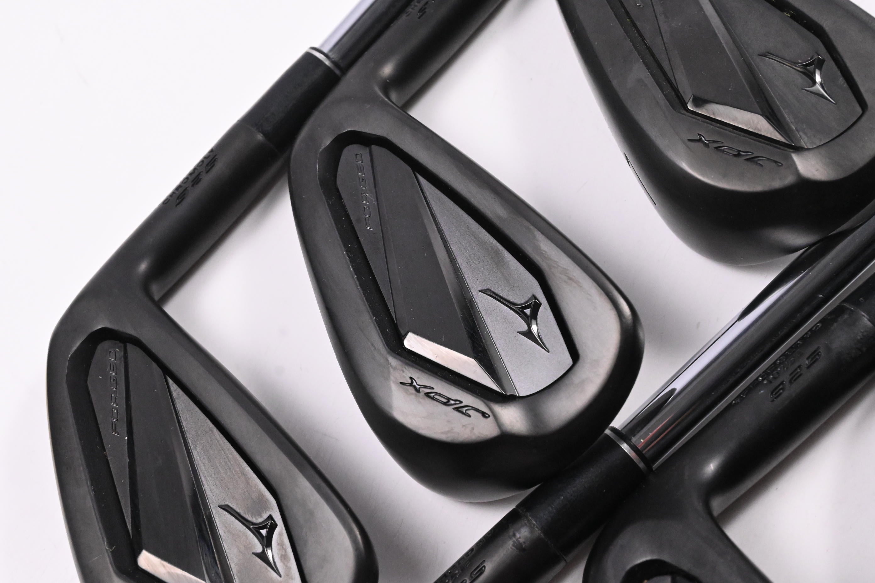 Mizuno JPX 925 Forged Irons / 5-PW / X-Flex Dynamic Gold 120 X100 Shafts