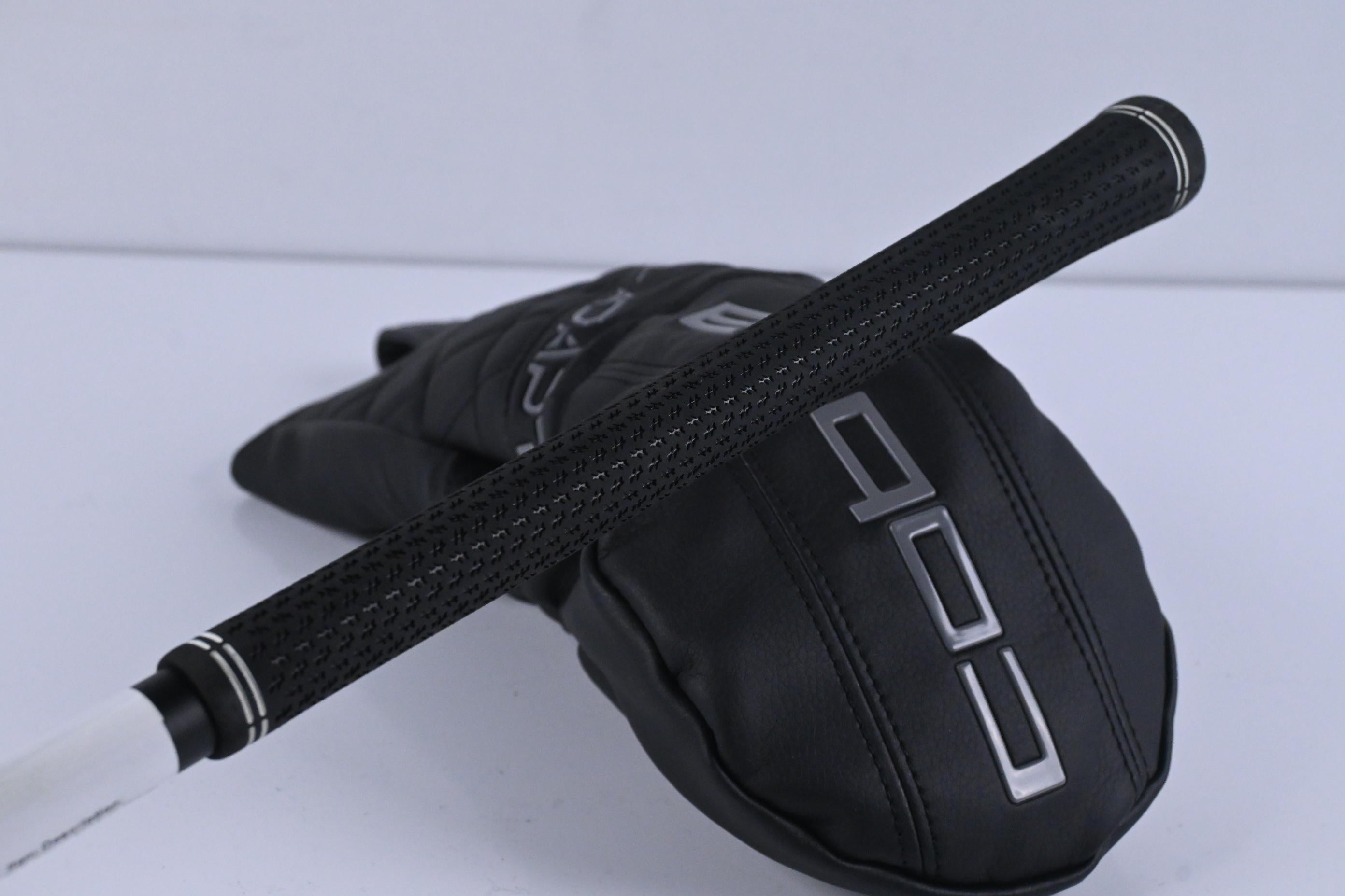 Left Hand Cobra DS-Adapt MAX-D Driver / 10.5 Degree / Senior Flex Vanquish 4