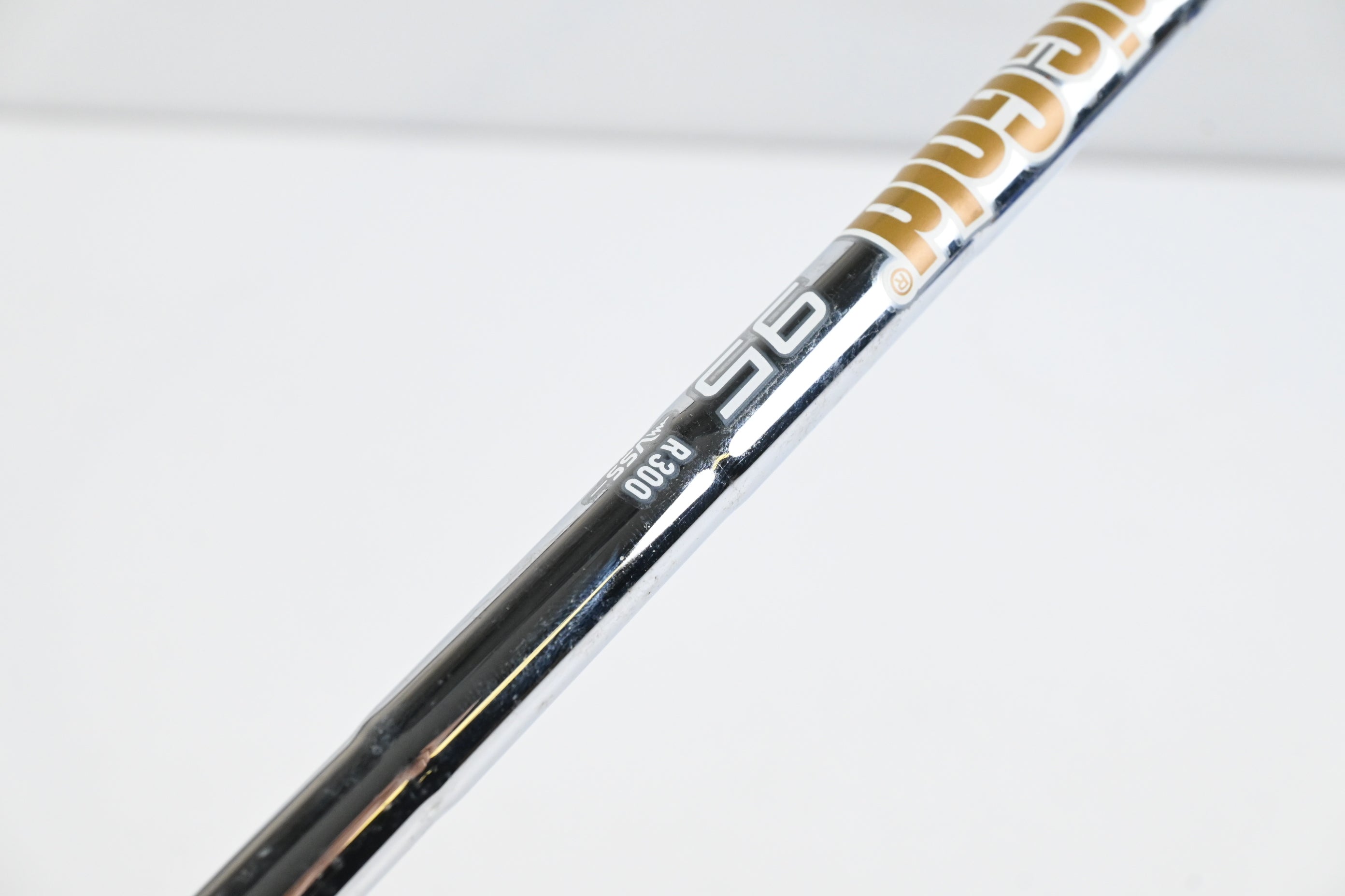 Taylormade Stealth Gap Wedge / 49 Degree / Regular Flex Dynamic Gold R300 95