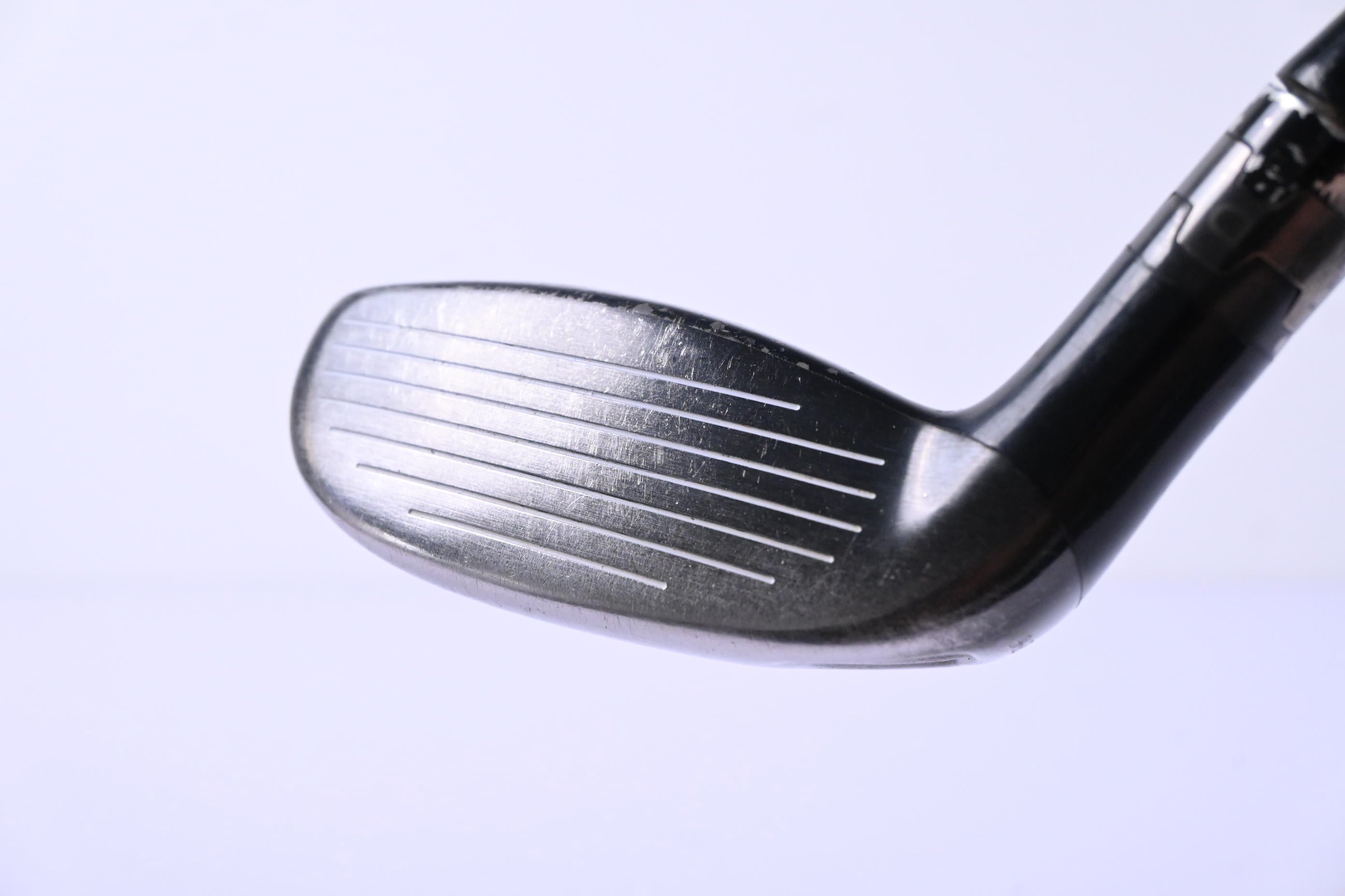 Titleist 910H #3 Hybrid / 19 Degree / Stiff Flex Kuro Kage 65 Shaft