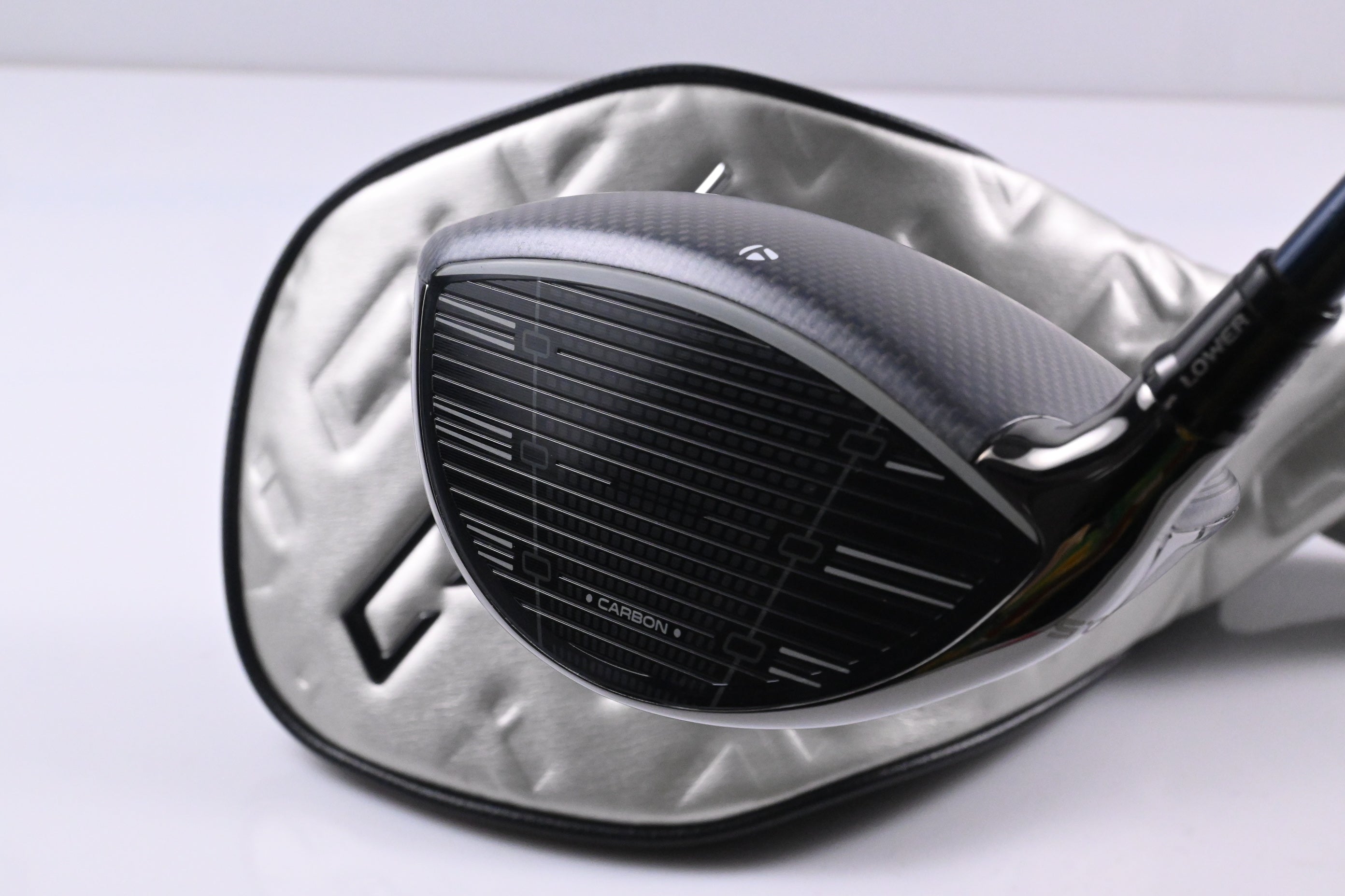 Taylormade Qi35 Driver / 10.5 Degree / Regular Flex Ventus Blue 5 Shaft
