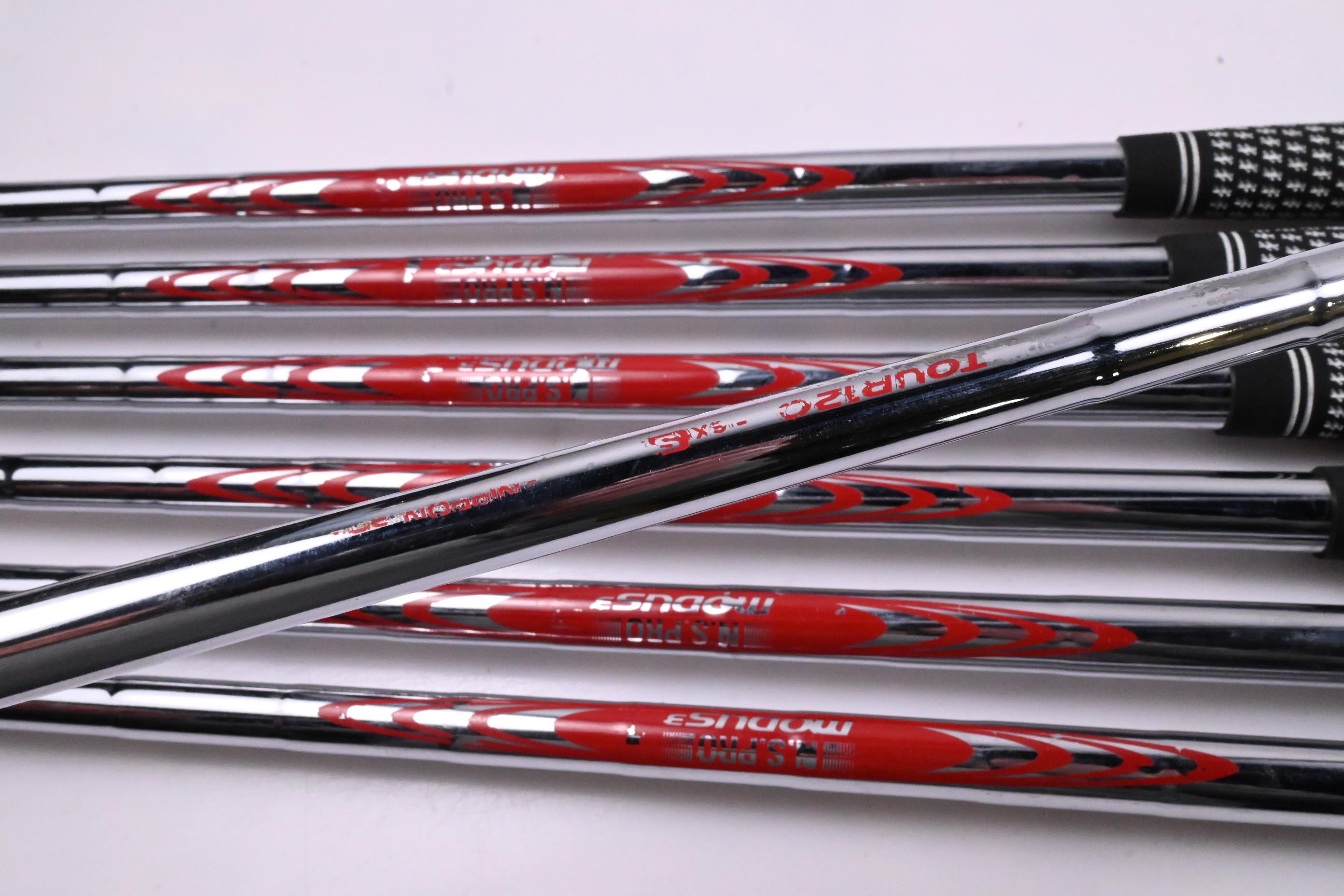 Srixon Z-765 Irons / 4-PW / Stiff Flex N.S.Pro Modus³ Tour 120 Shafts