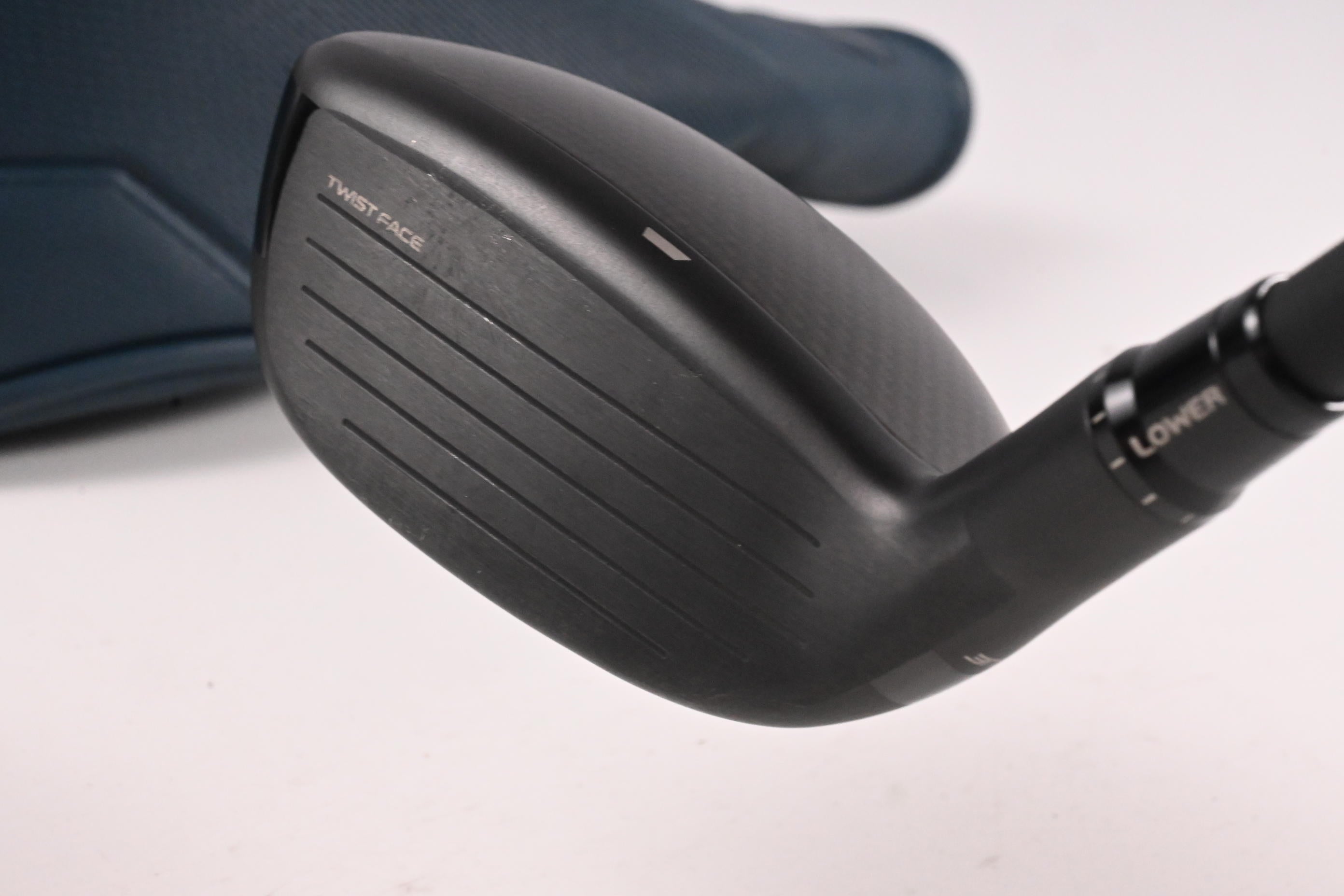 Taylormade Qi4D #3 Hybrid / 19 Degree / Regular Flex KBS Reax 65 Shaft