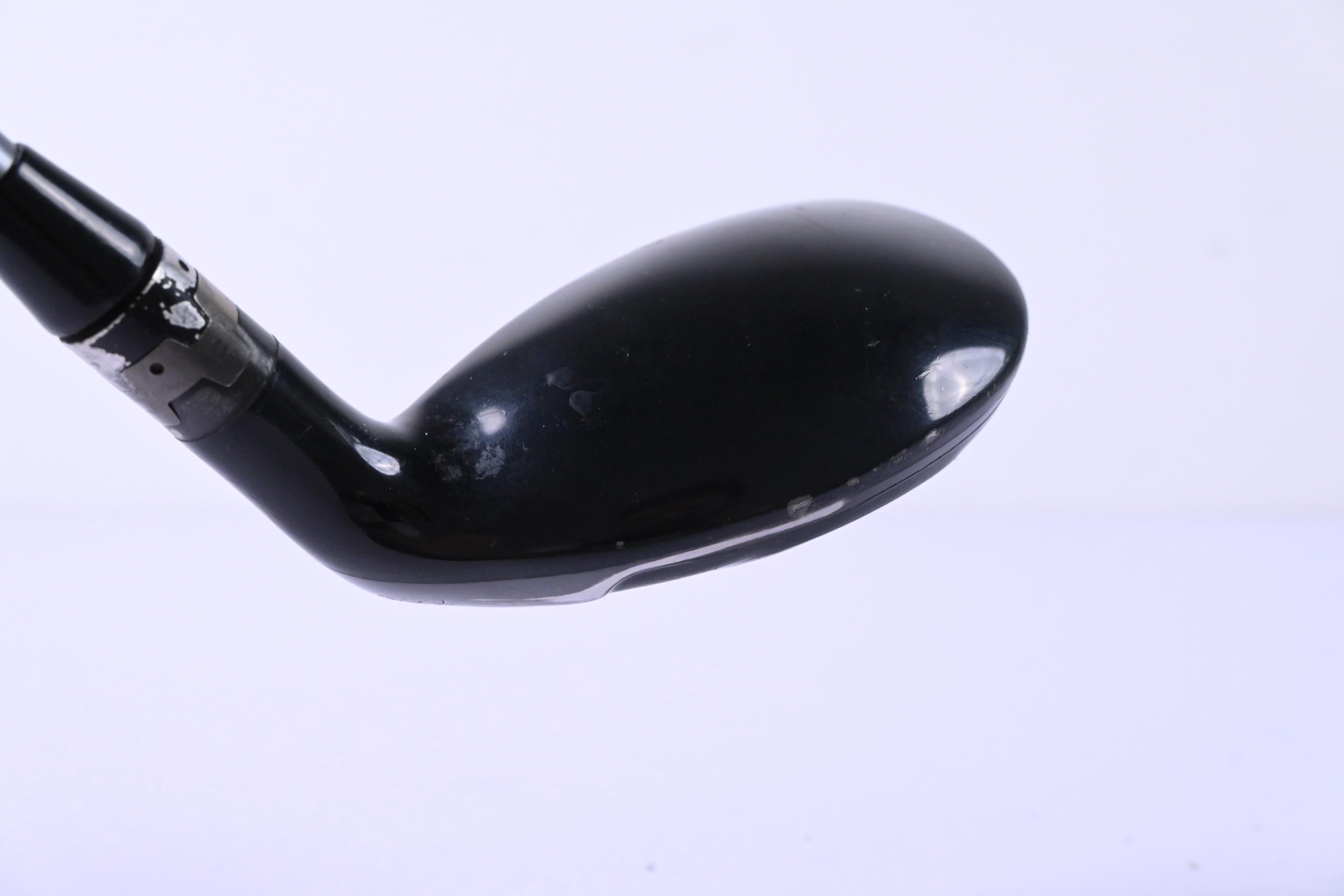 Titleist 910H #3 Hybrid / 19 Degree / Stiff Flex Kuro Kage 65 Shaft