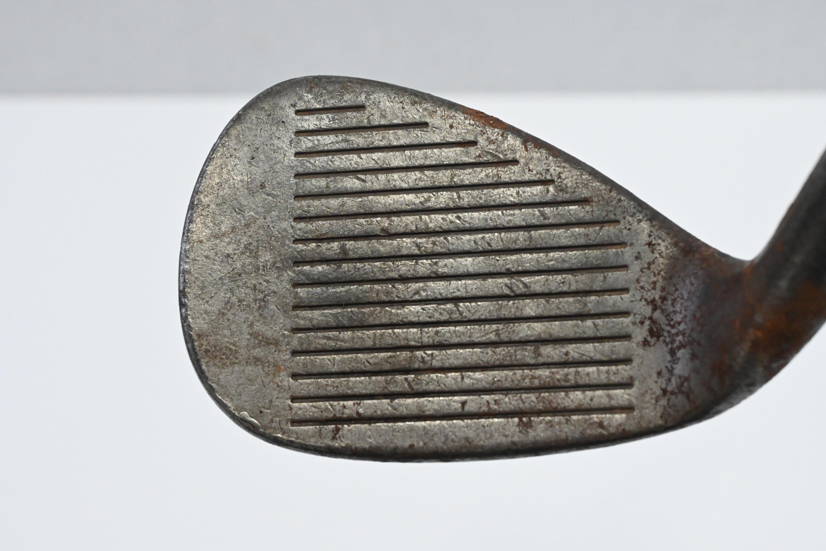 Mizuno MP T Series Sand Wedge / 56 Degree / Wedge Flex Dynamic Gold Shaft