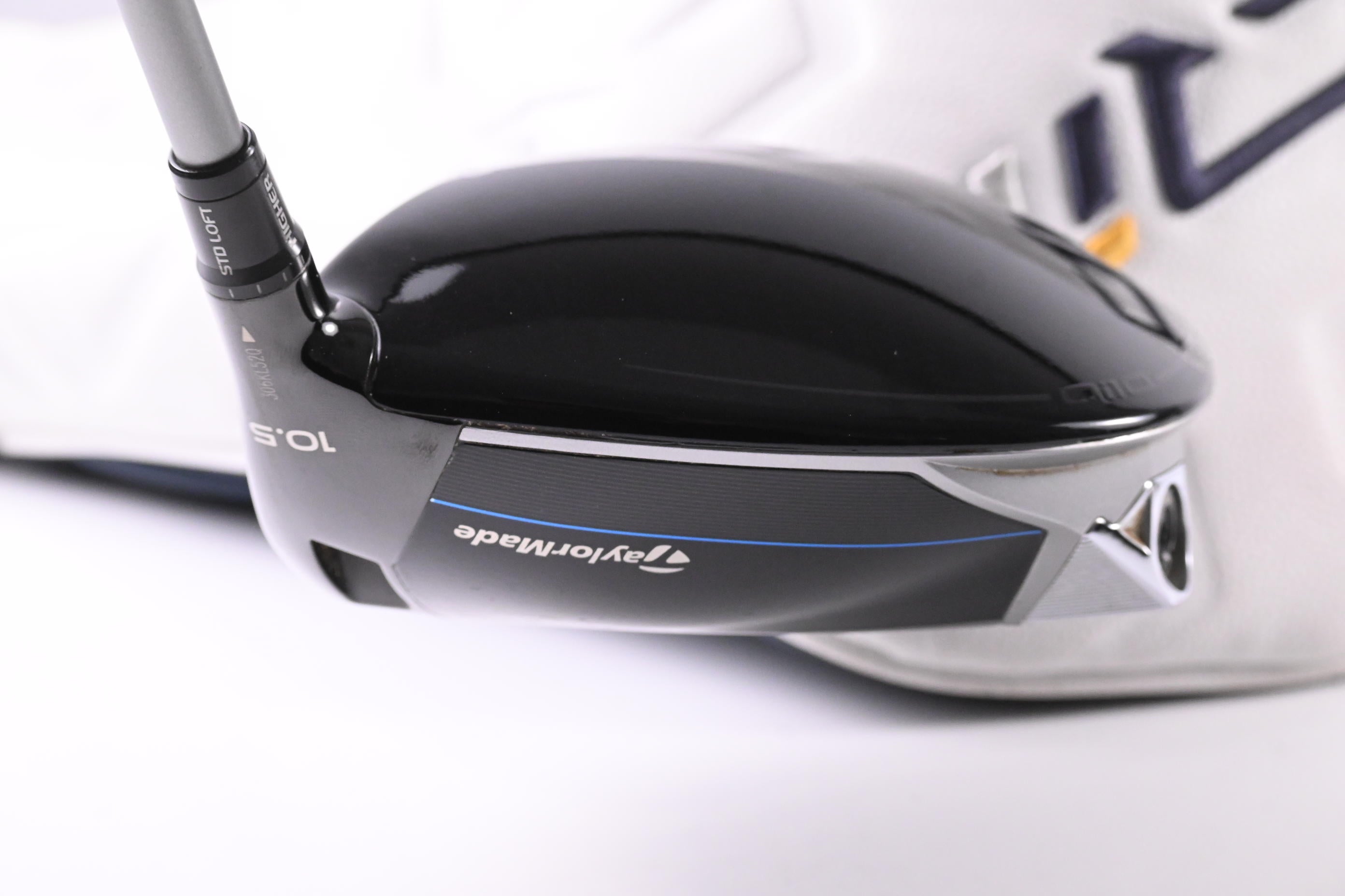 Taylormade Qi10 LS Driver / 10.5 Degree / Regular Flex Air Speeder 50 Shaft