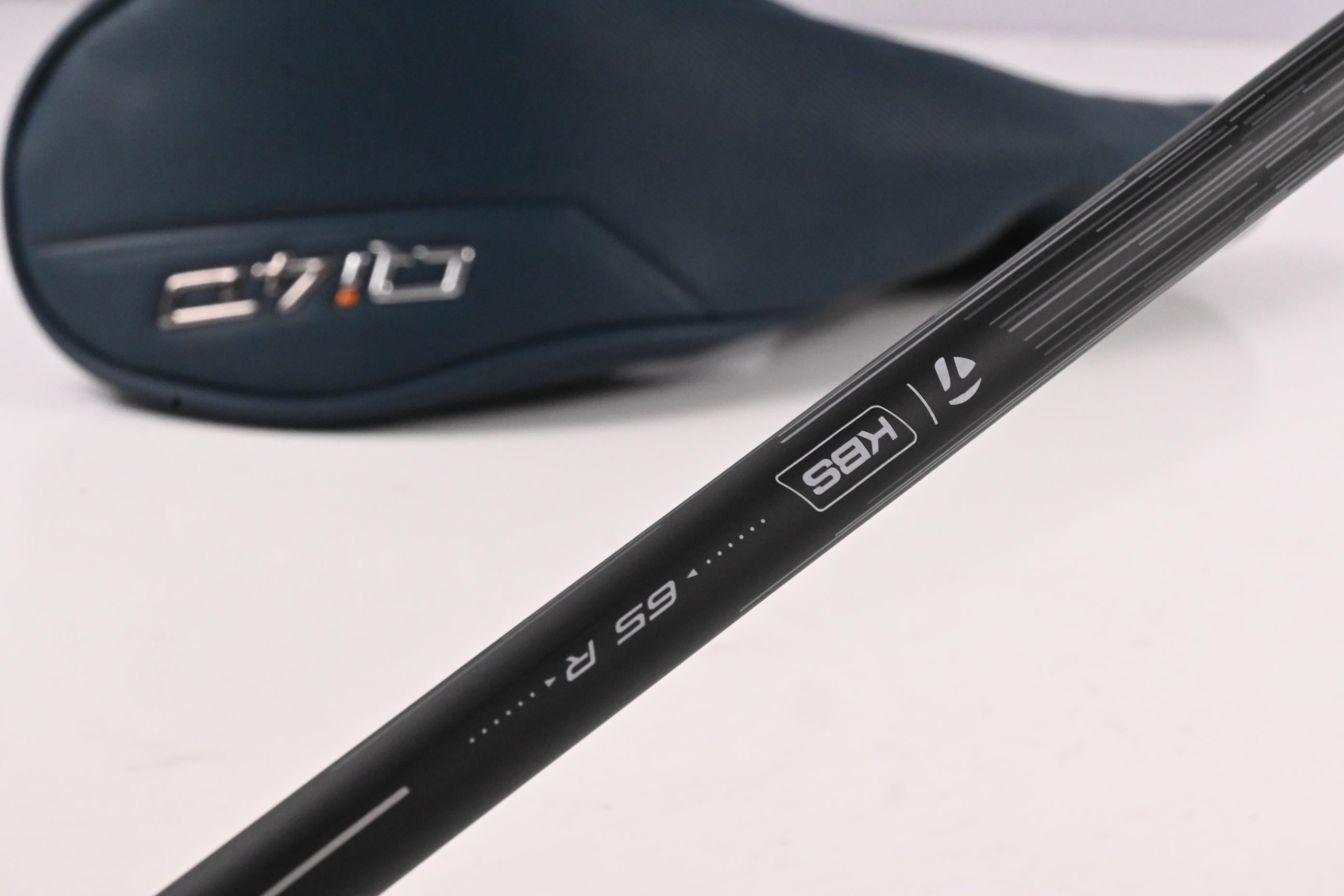 Taylormade Qi4D #3 Hybrid / 19 Degree / Regular Flex KBS Reax 65 Shaft