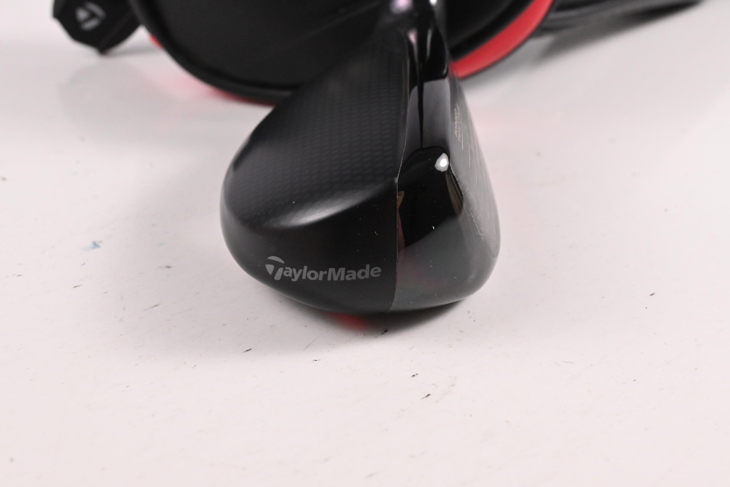 Taylormade Stealth Plus #3 Hybrid / 19.5 Degree / Regular Flex HZRDUS Smoke Red