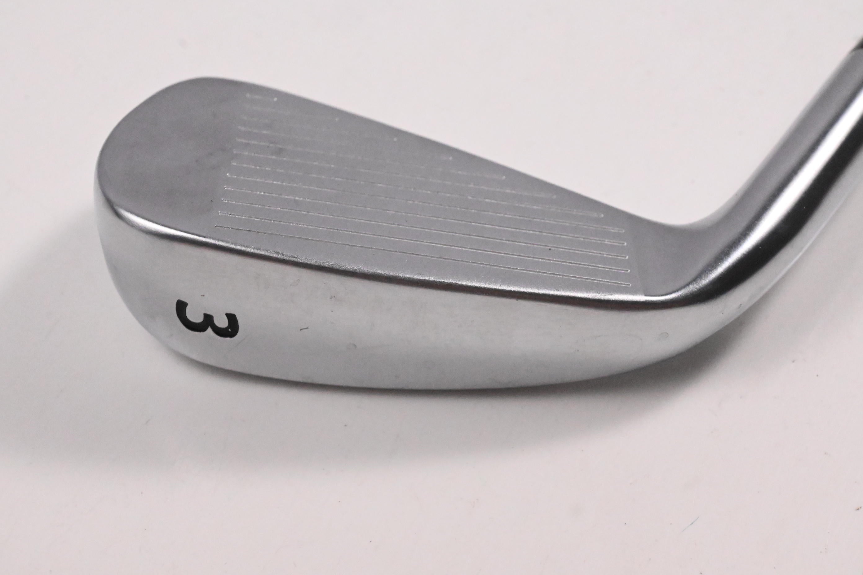 Caley 01X #3 Iron / 21 Degree / Regular Flex UST Mamiya Recoil Dart 65 Shaft