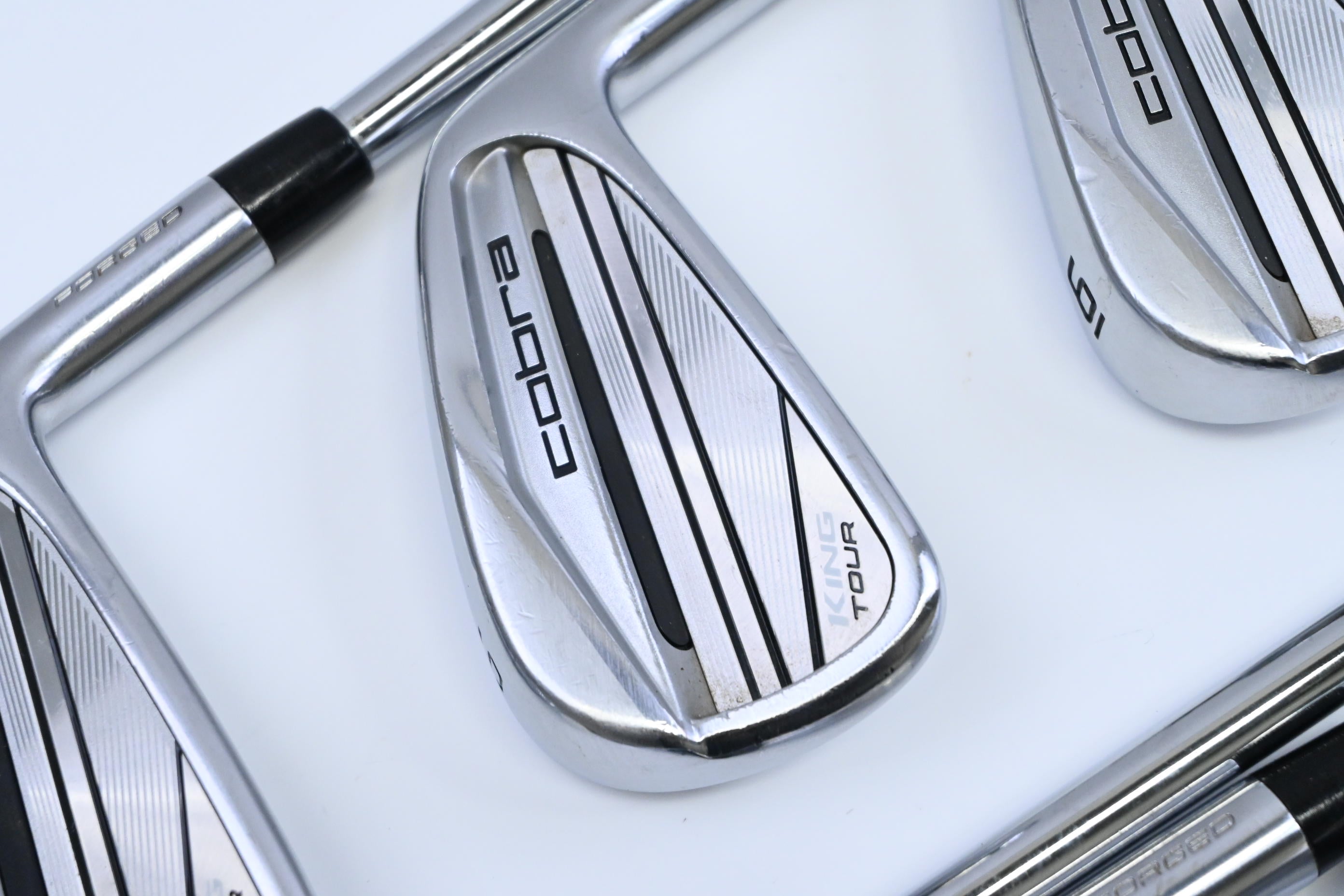 Cobra King Tour 2023 Irons / 4-PW+GW / Stiff Flex KBS Tour 120 Shafts