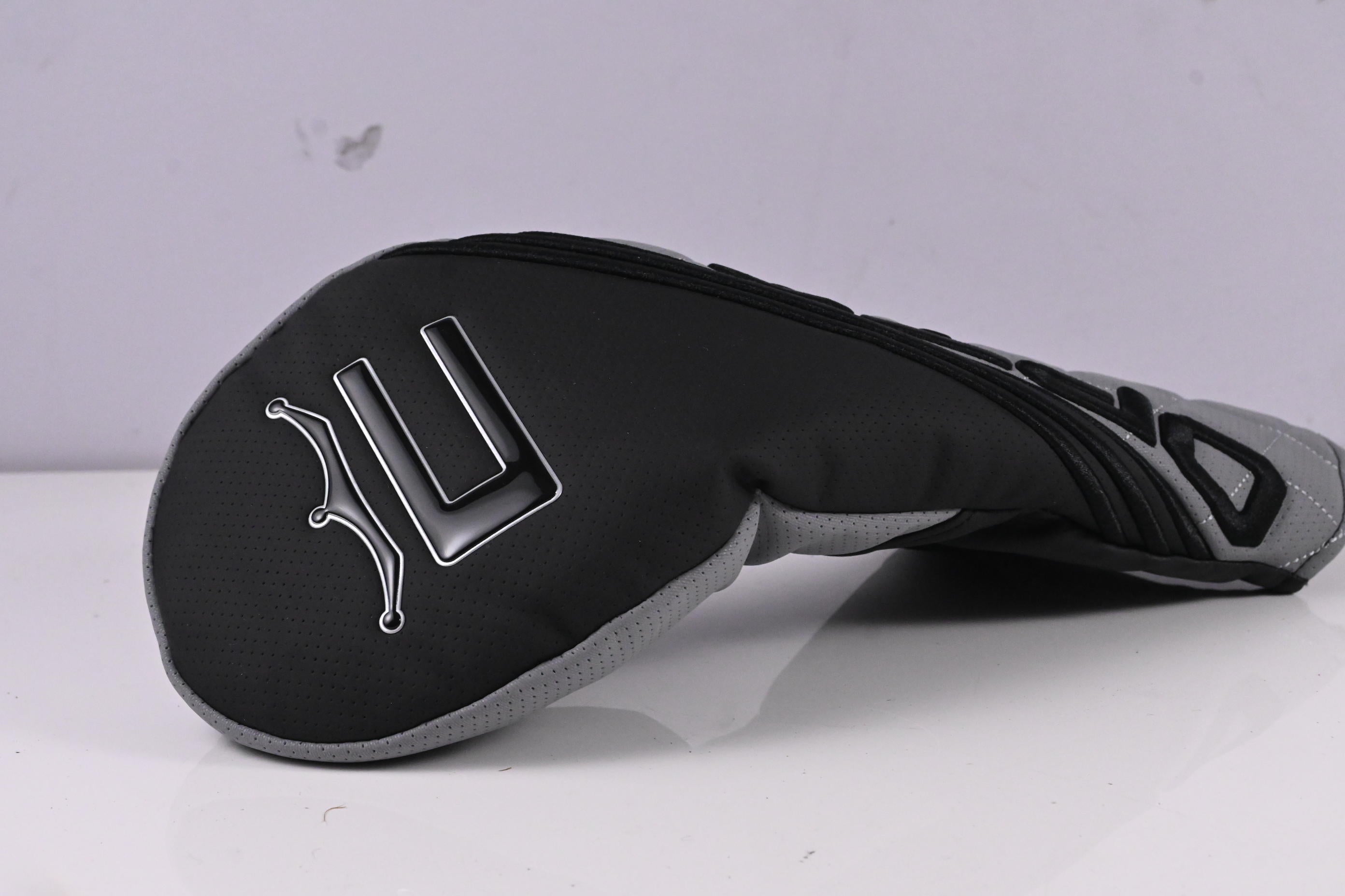 Cobra OPTM MAX-D Driver / 10.5 Degree / Stiff Flex Kai'Li Dark Waves White 60
