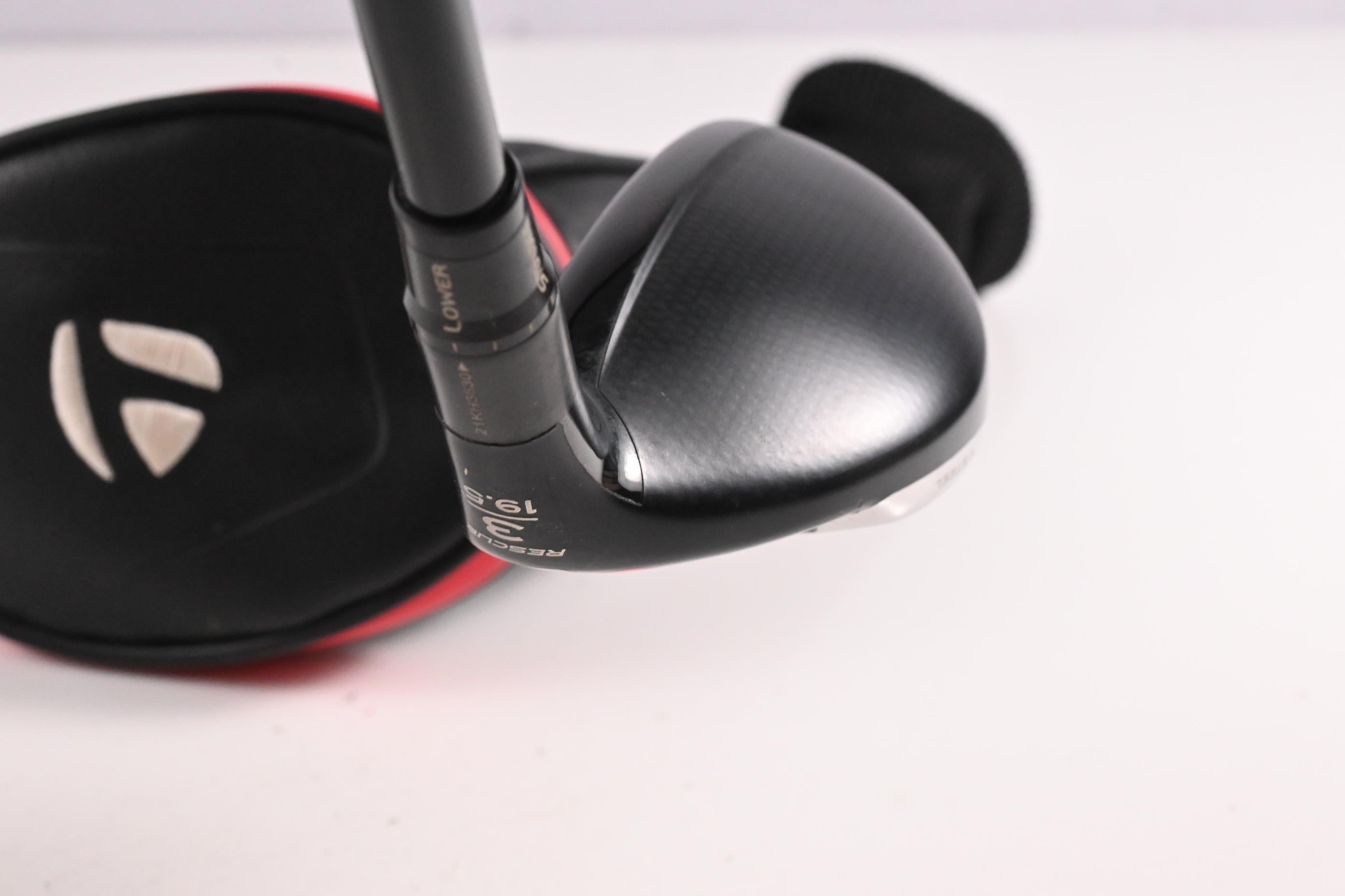 Taylormade Stealth Plus #3 Hybrid / 19.5 Degree / Regular Flex HZRDUS Smoke Red