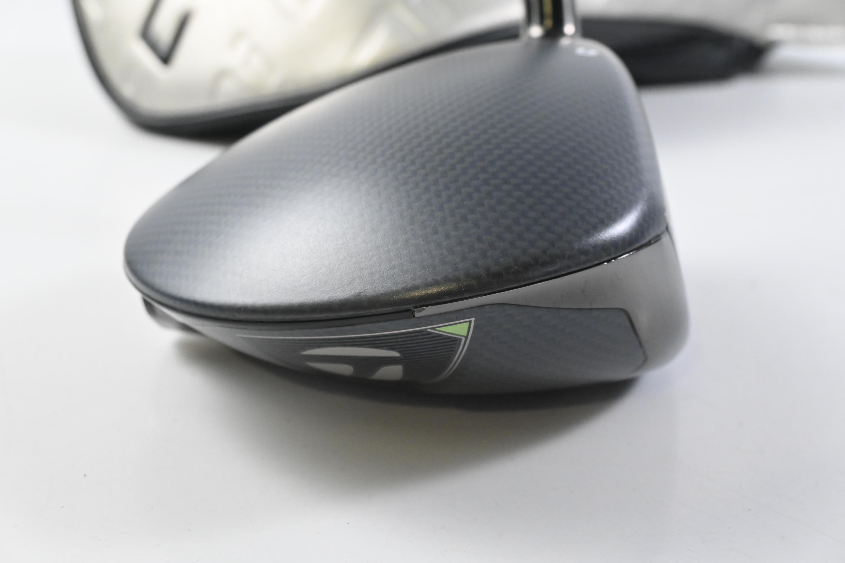 Taylormade Qi35 LS Driver / 10.5 Degree / Stiff Flex Kai'li Dark Waves Blue 60
