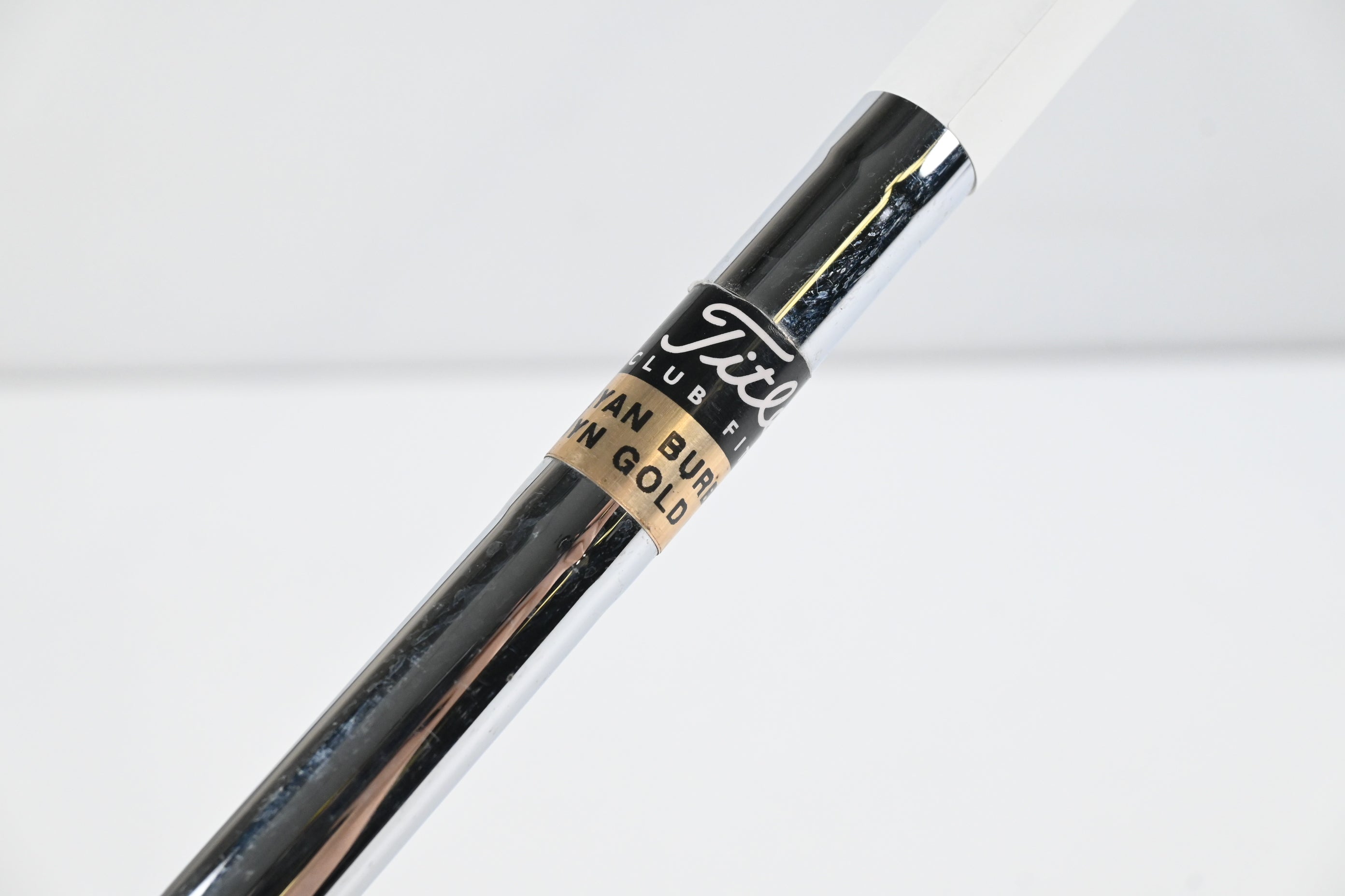 Titleist 735.CM #2 Iron / 19 Degree / Stiff Flex Dynamic Gold S300 Steel Shaft