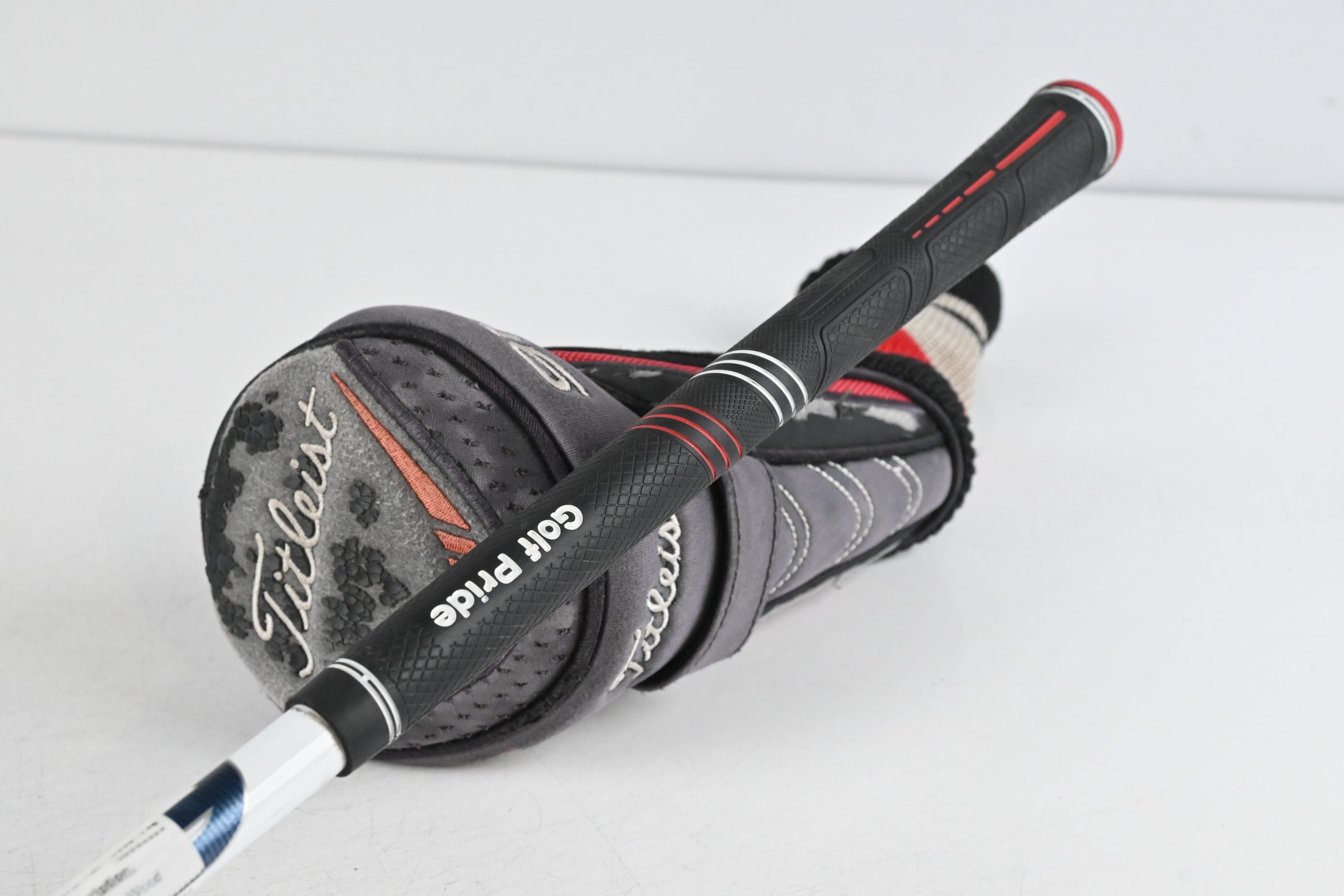 Titleist 913 F #3 Wood / 15 Degree / Regular Flex Fujikura Tour Spec Pro 84