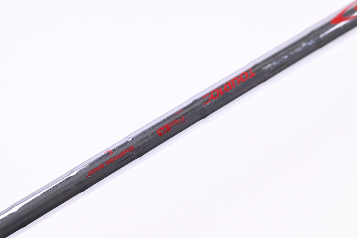 Srixon Z-585 #8 Iron / Regular Flex N.S.Pro Modus3 Tour 105 Shaft