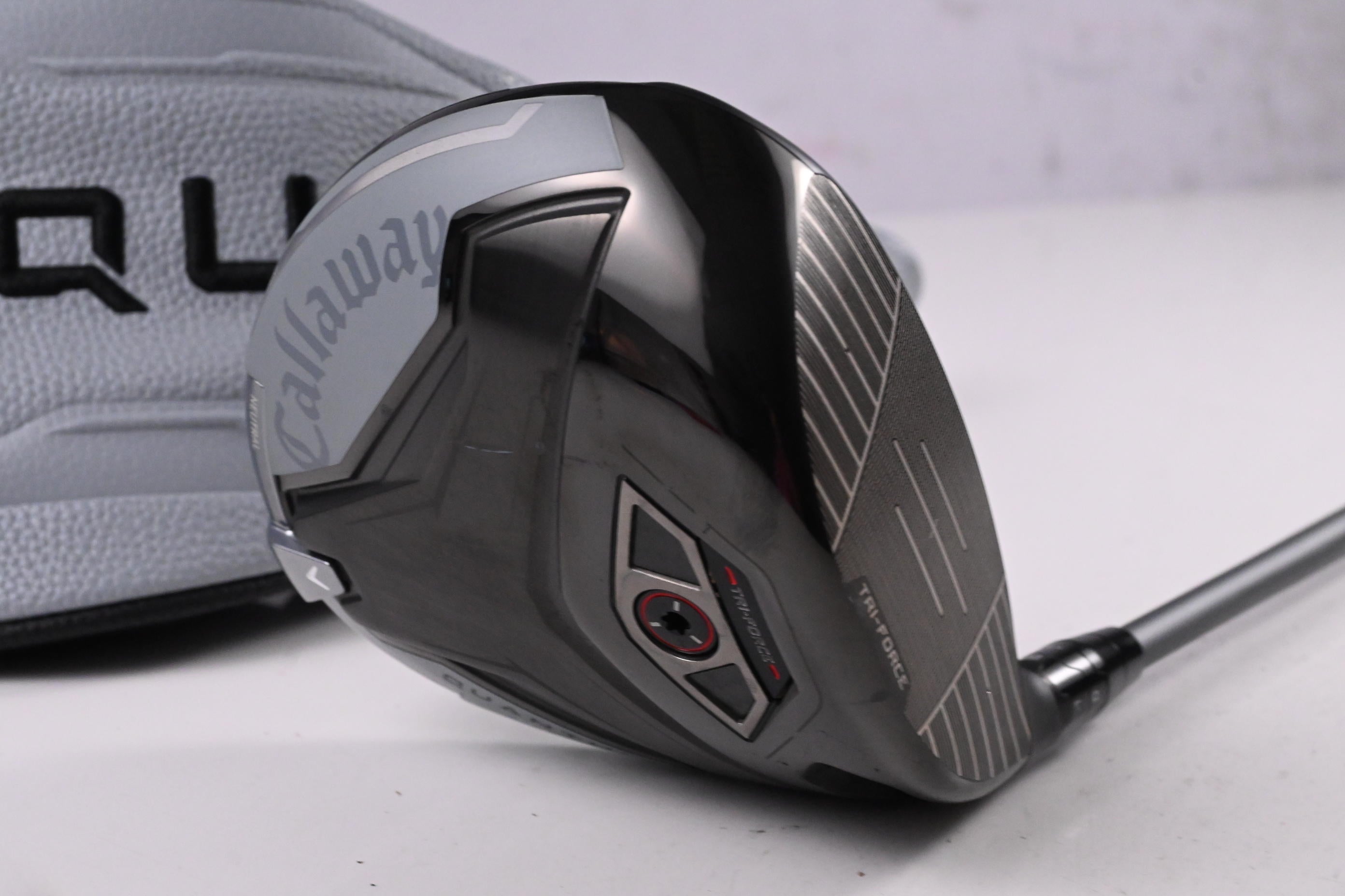 Callaway Quantum Max Driver / 10.5 Degree / Stiff Flex Denali Frost Silver 60