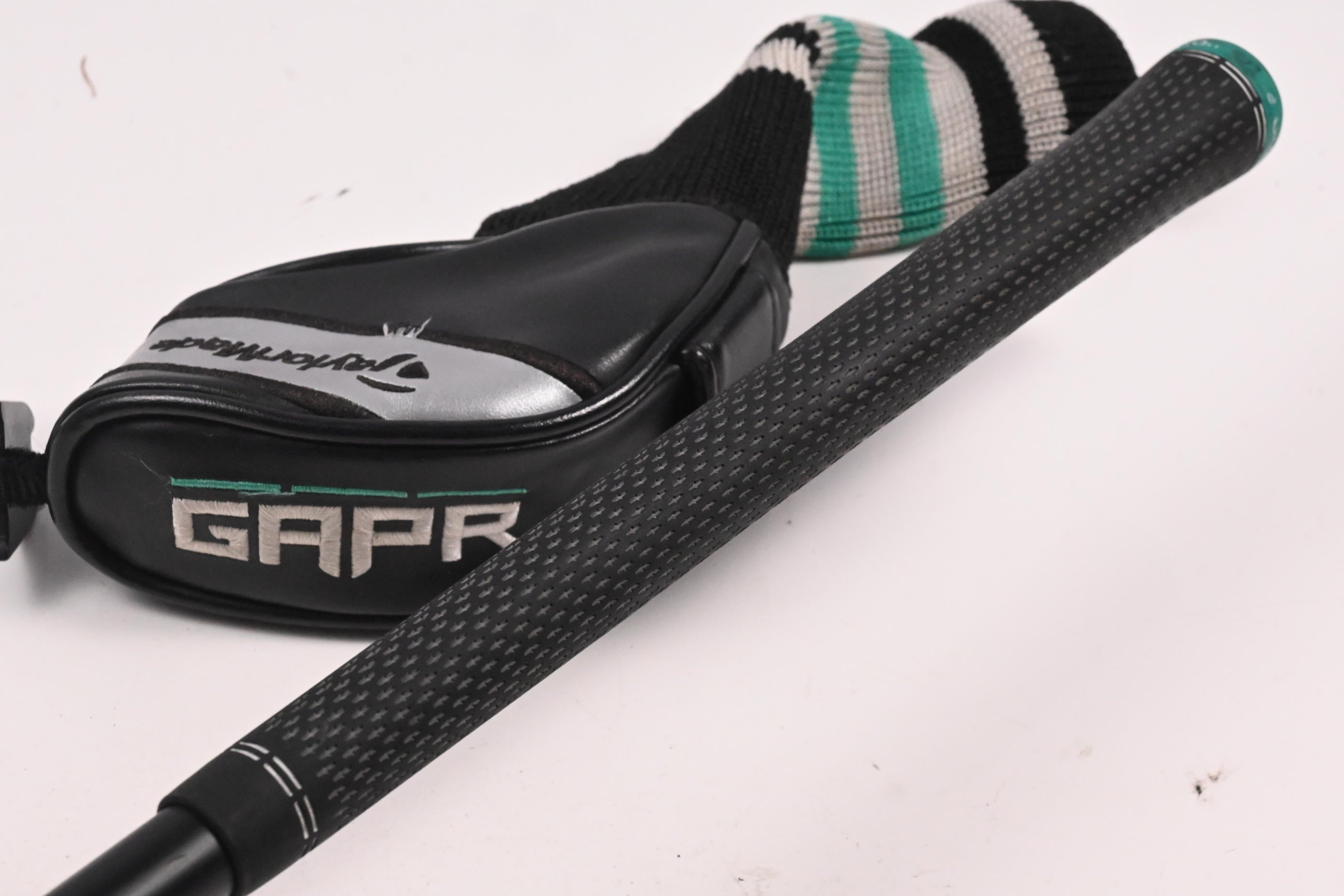 Taylormade GAPR Lo #3 Hybrid / 19 Degree / Stiff Flex KBS 80 Shaft