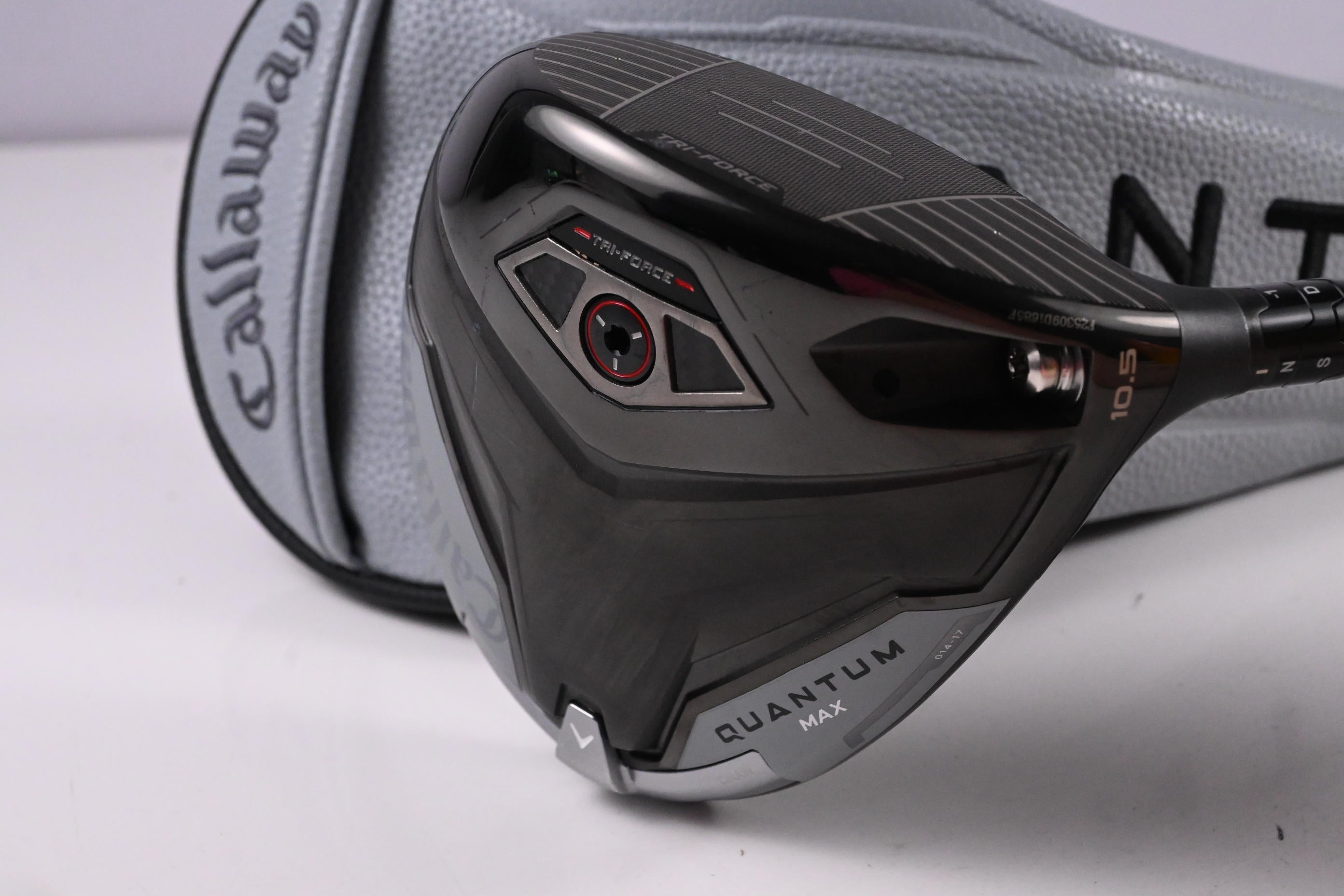 Callaway Quantum Max Driver / 10.5 Degree / Stiff Flex Denali Frost Silver 60
