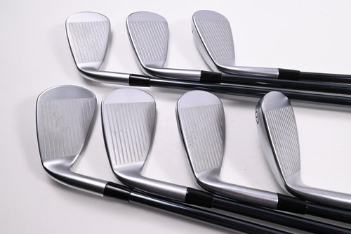 Mizuno JPX 925 Hot Metal Irons / 5-PW+GW / Regular Flex UST Recoil Dart ESX 60