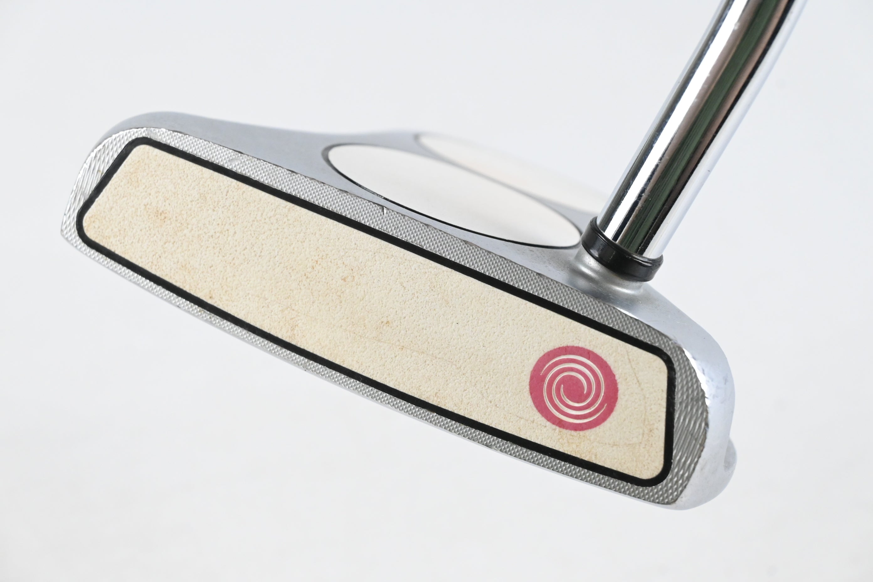 Ladies Odyssey Divine Pink 2-Ball Putter / 32.5 Inch