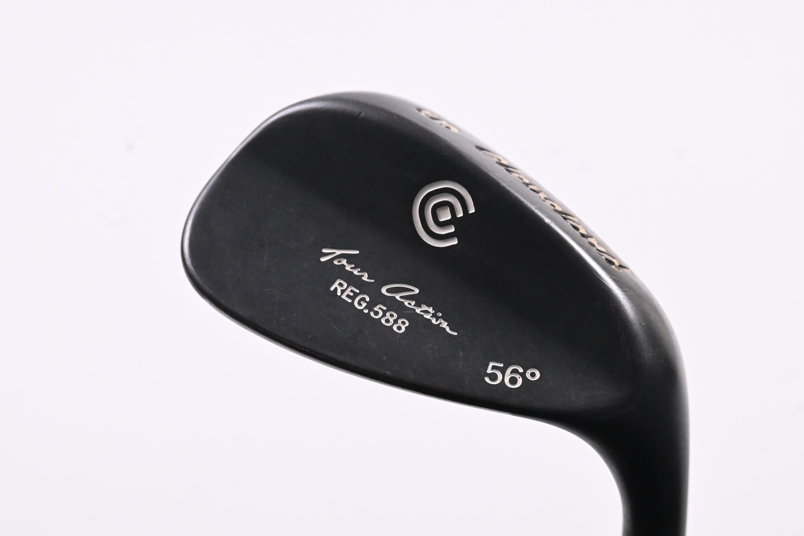 Cleveland 588 Tour Action Sand Wedge / 56 Degree / Wedge Flex Dynamic Gold Shaft