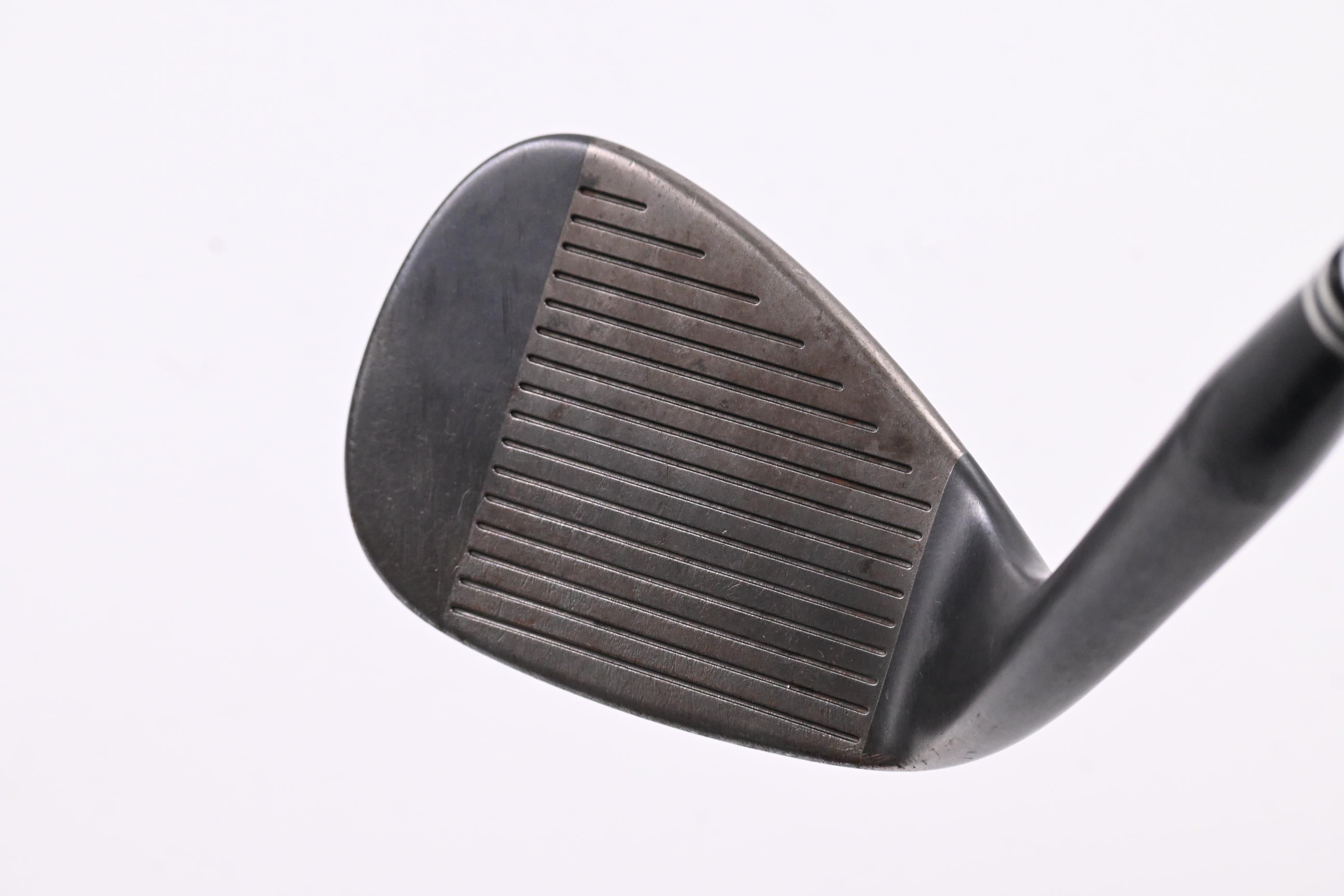 Cleveland 588 Tour Action Sand Wedge / 56 Degree / Wedge Flex Dynamic Gold Shaft