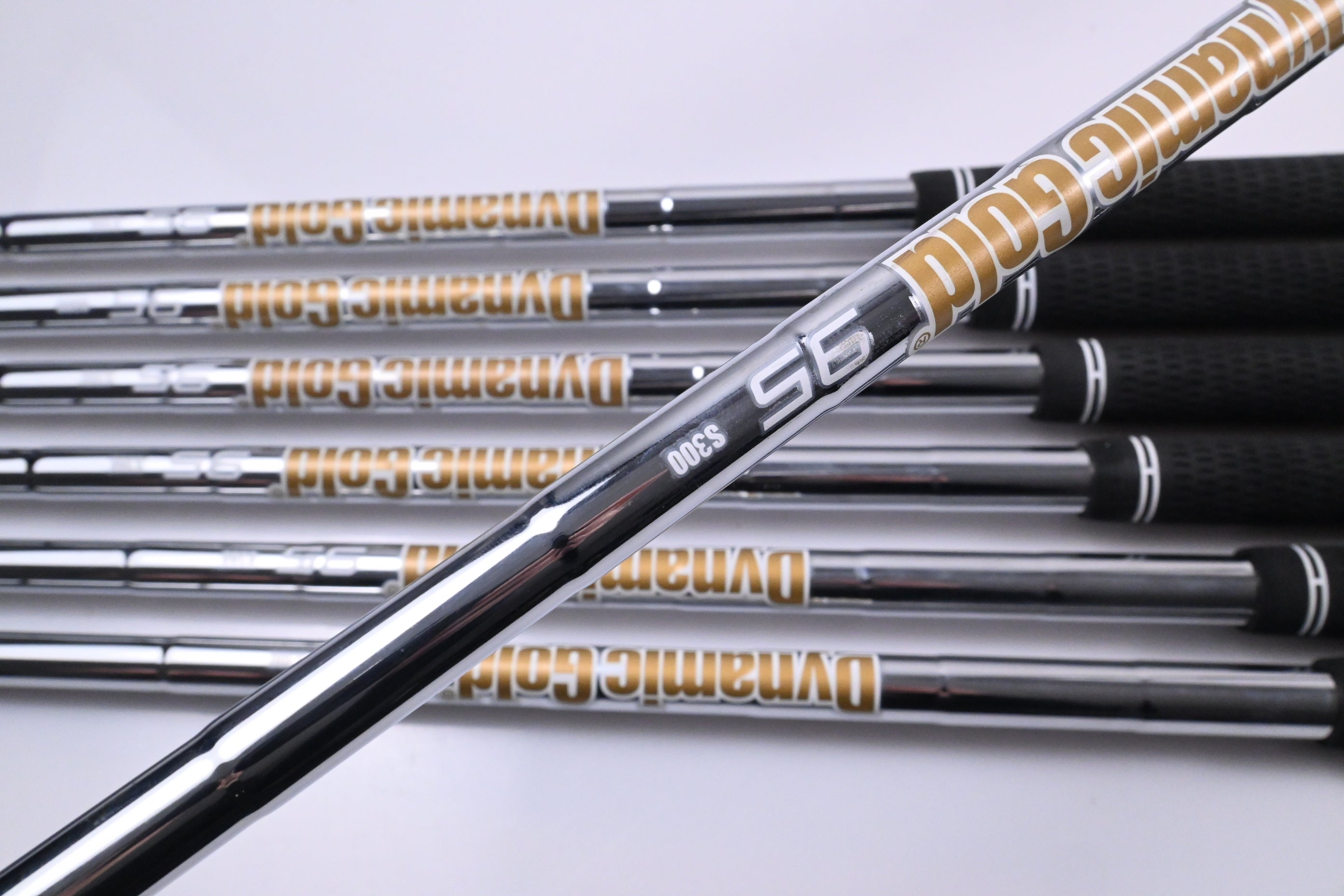 Mizuno Pro 241 Irons / 4-PW / Stiff Flex Dynamic Gold 95 S300 Shafts