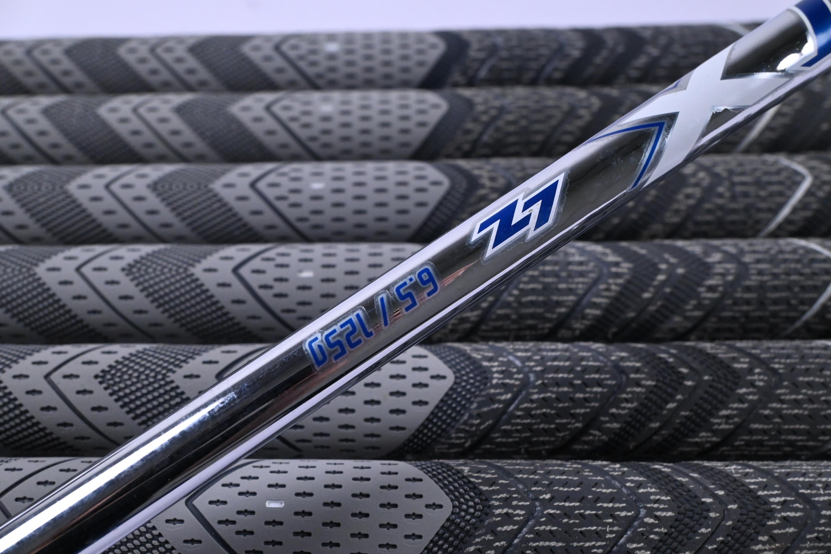 Srixon ZX5 Irons / 4-PW / X-Flex Project X LZ 125 Shafts