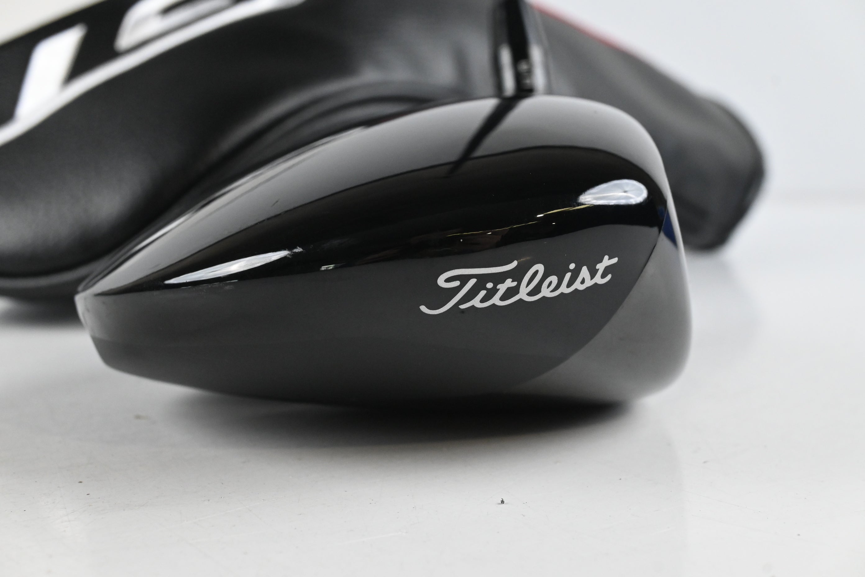 Titleist GT2 Driver / 8 Degree / Stiff Flex Hzrdus Gen 5 Black 60 Shaft